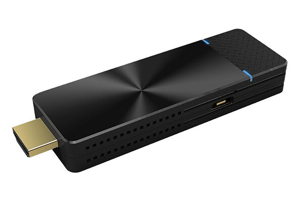 Optoma UHDCast Pro Wireless mirroring & PC-free adapter Optoma UHDCast Pro Wireless mirroring & PC-free adapter