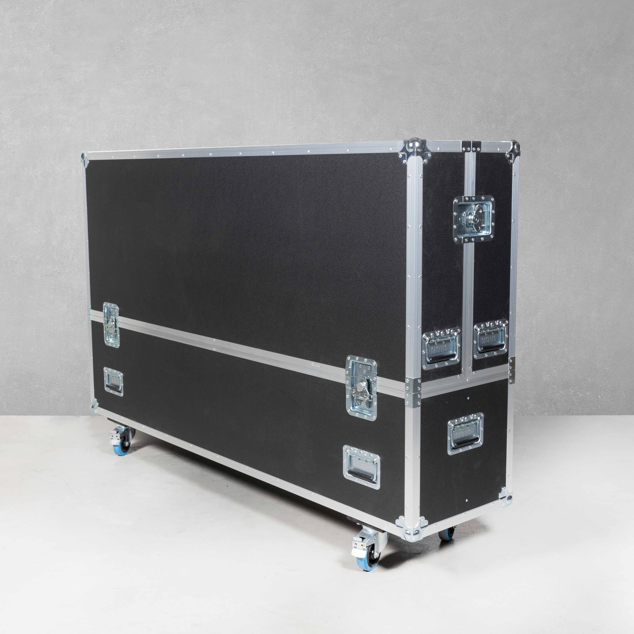 Casetec-flightcase-voor-een-65-beeldscherm