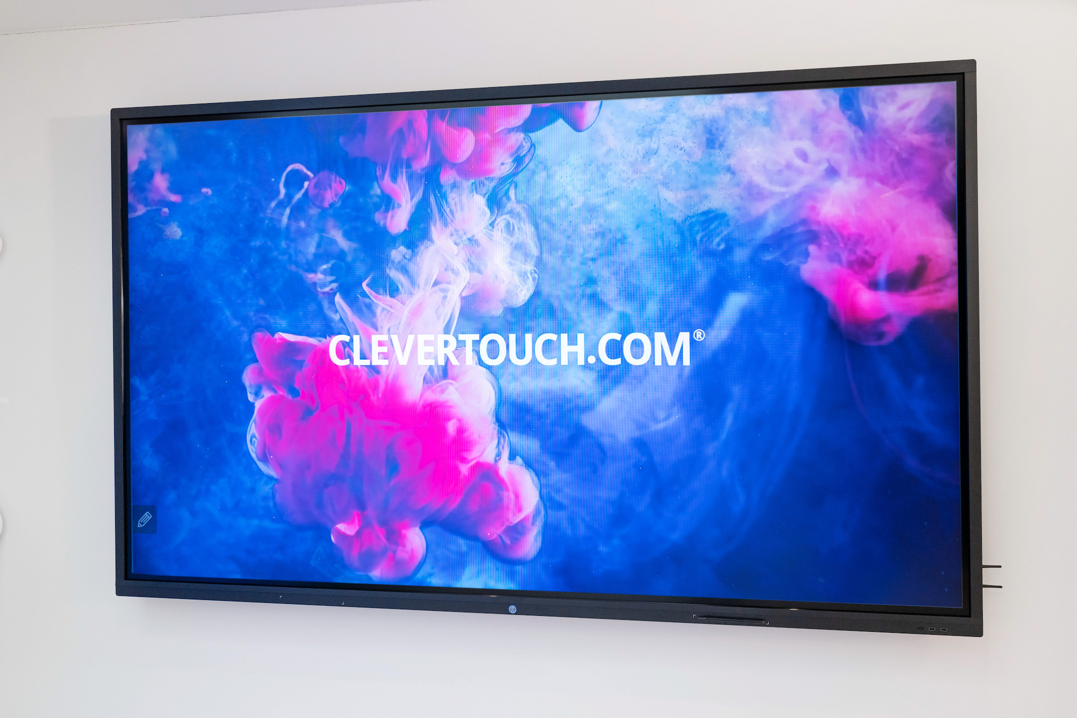Clevertouch-UX-Pro-98-Touch-Display