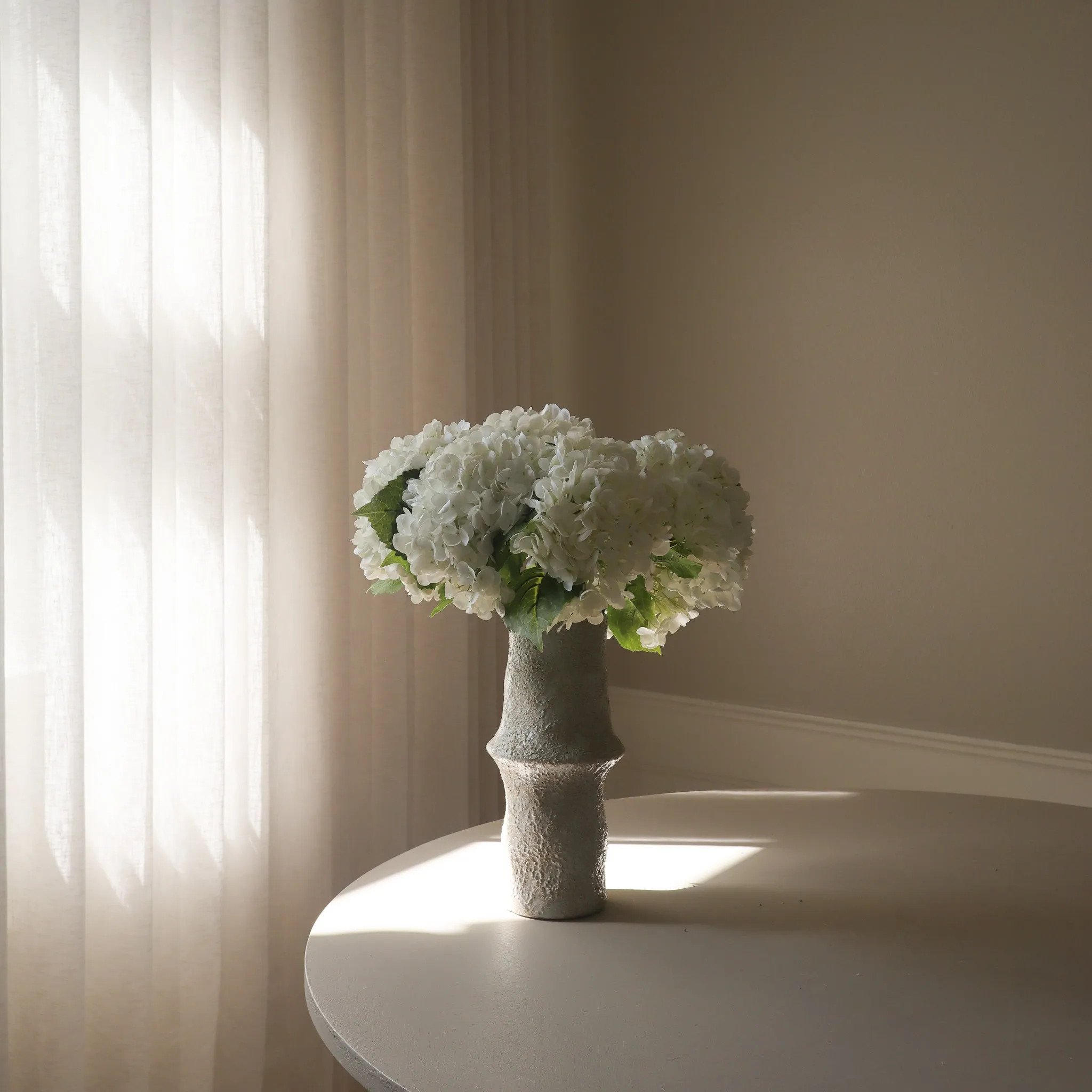 Botané White Hydrangea Bouquet Kunstblumenstrauß Botane-White-Hydrangea-Bouquet-Kunstblumenstrauss