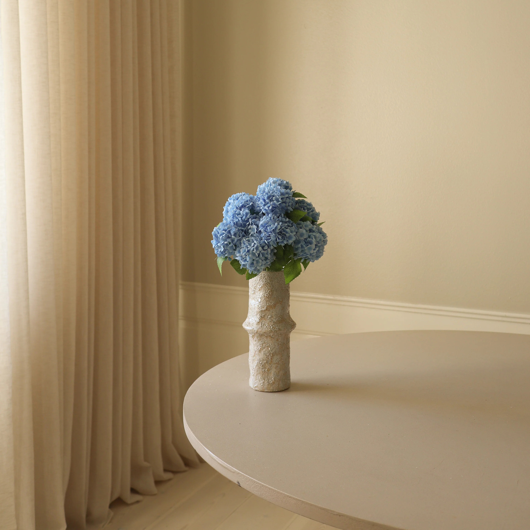 Botané Blue Mini Snowball Hydrangea Bouquet Kunstblumenstrauß Botane-Blue-Mini-Snowball-Hydrangea-Bouquet-Kunstblumenstrauss