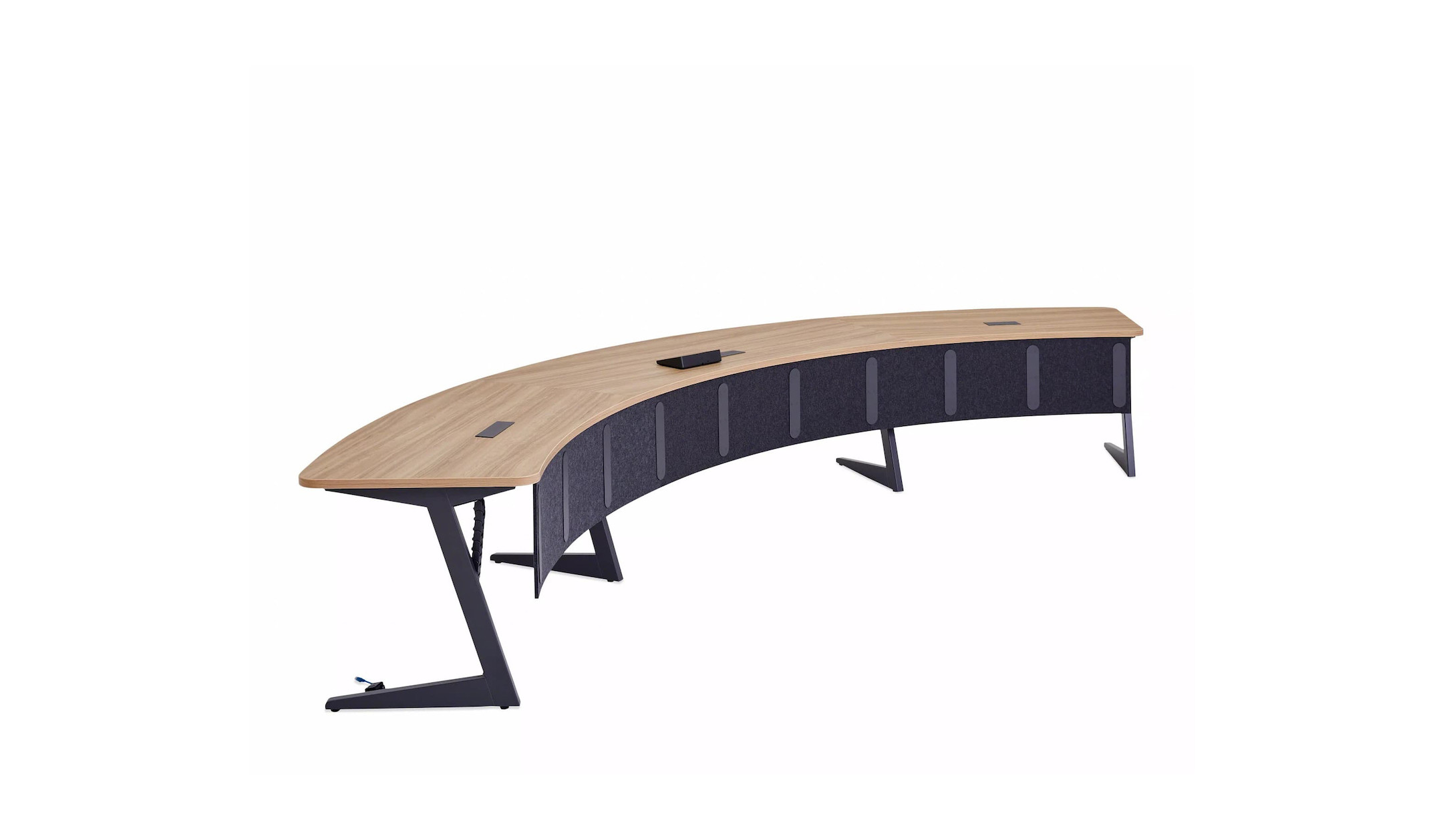 Steelcase Ocular™ ARC7 Konferenztisch mit Front Row Design und integrierter Technik für bis zu 7 Personen Steelcase-OcularTM-ARC7-Konferenztisch-mit-Front-Row-Design-und-integrierter-Technik-fur-bis-zu-7-Personen