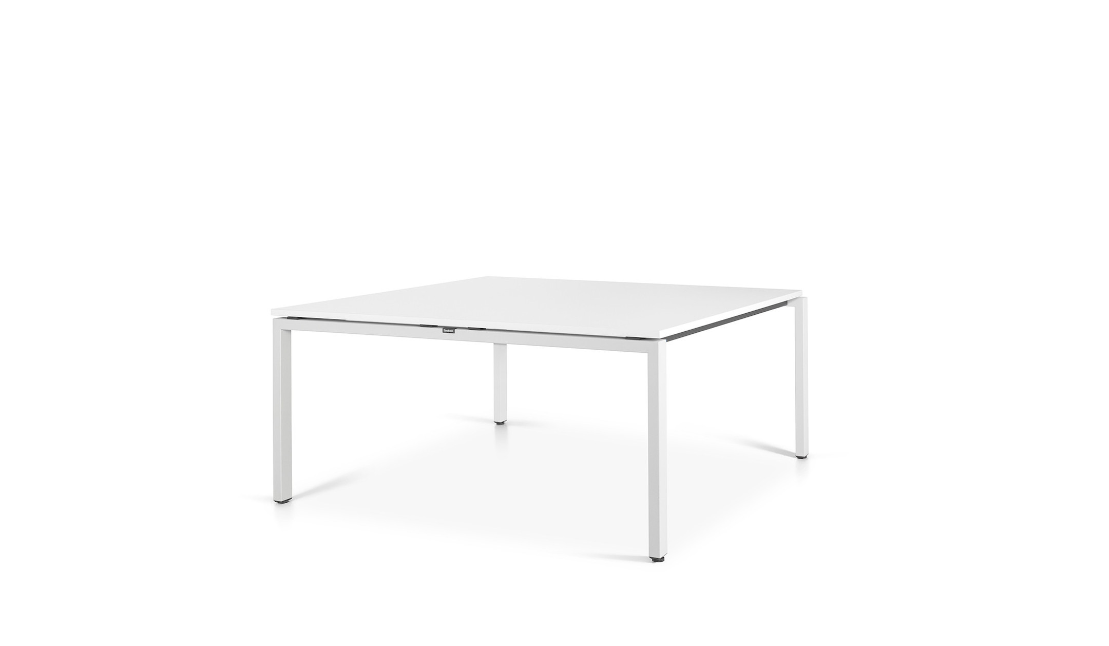 Steelcase FrameFour quadratischer Konferenztisch mit Kabeldose für effiziente Teams Steelcase-FrameFour-quadratischer-Konferenztisch-mit-Kabeldose-fur-effiziente-Teams