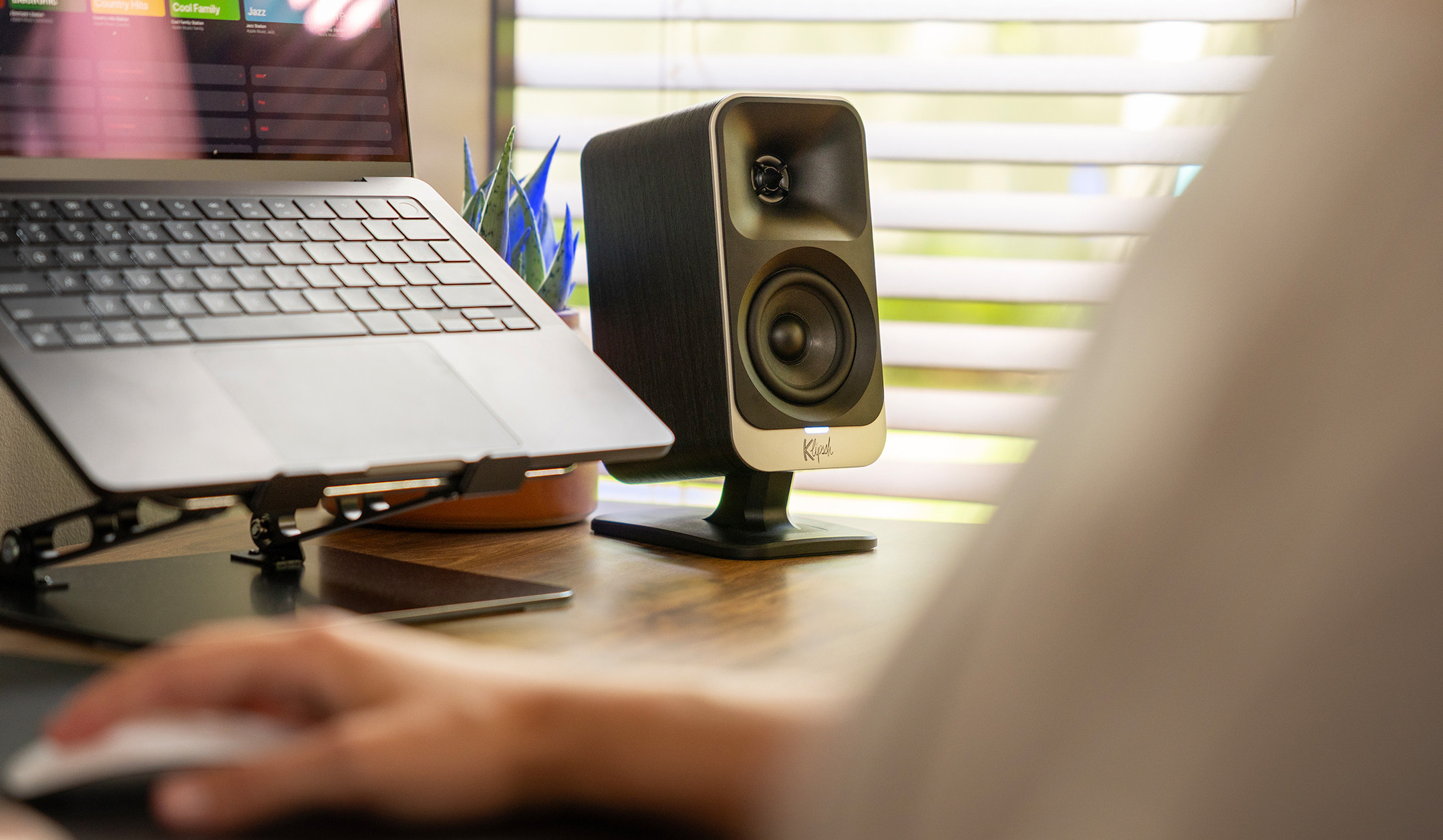 Klipsch-ProMedia-Lumina-aktives-Computer-Lautsprechersystem-mit-Satellitenlautsprecher-und-Subwoofer