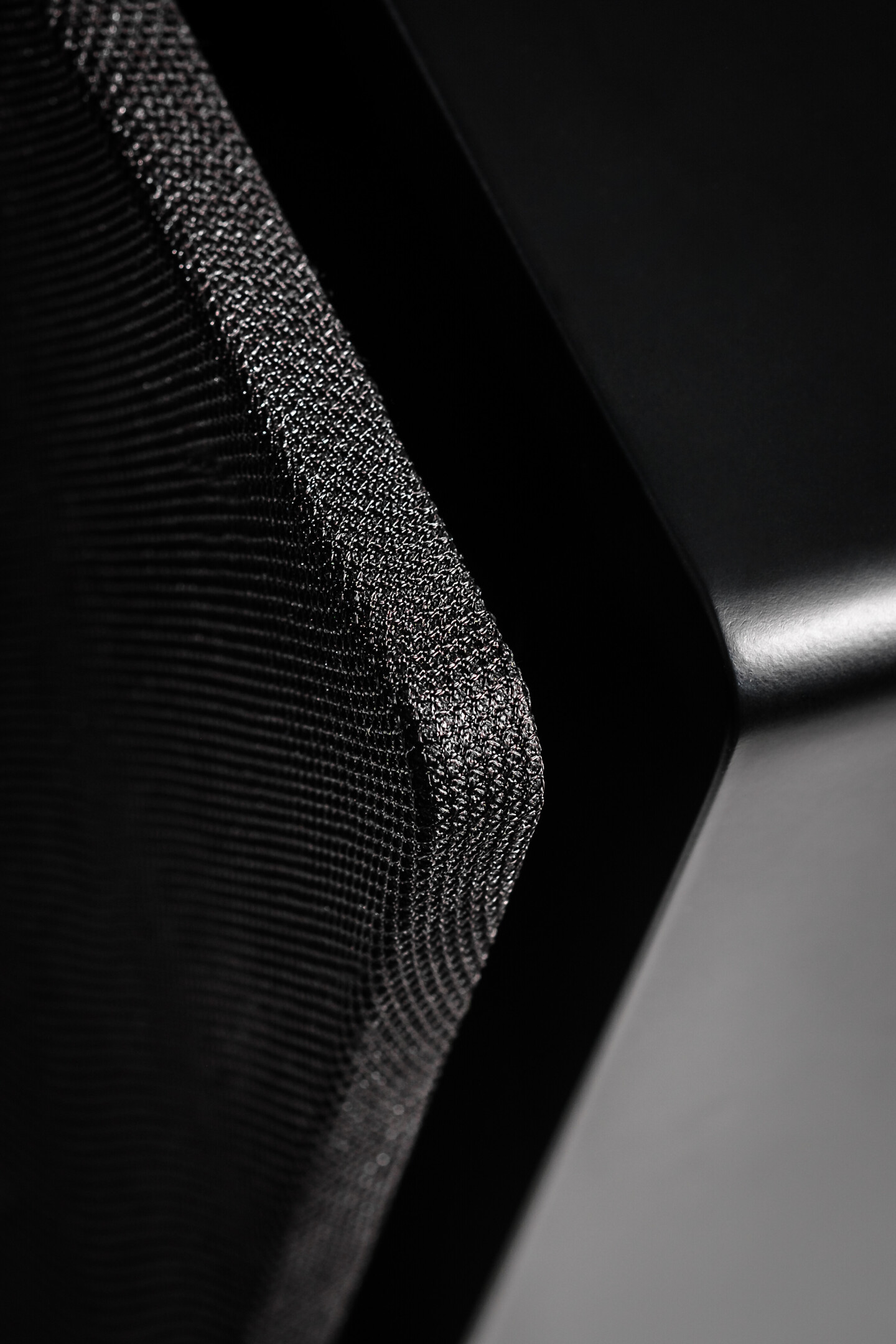 ELAC-Reference-Series-RS500-SB-Subwoofer-met-10-driver-gesloten-bedienbaar-via-App-500W-versterkermodule-satijnzwart