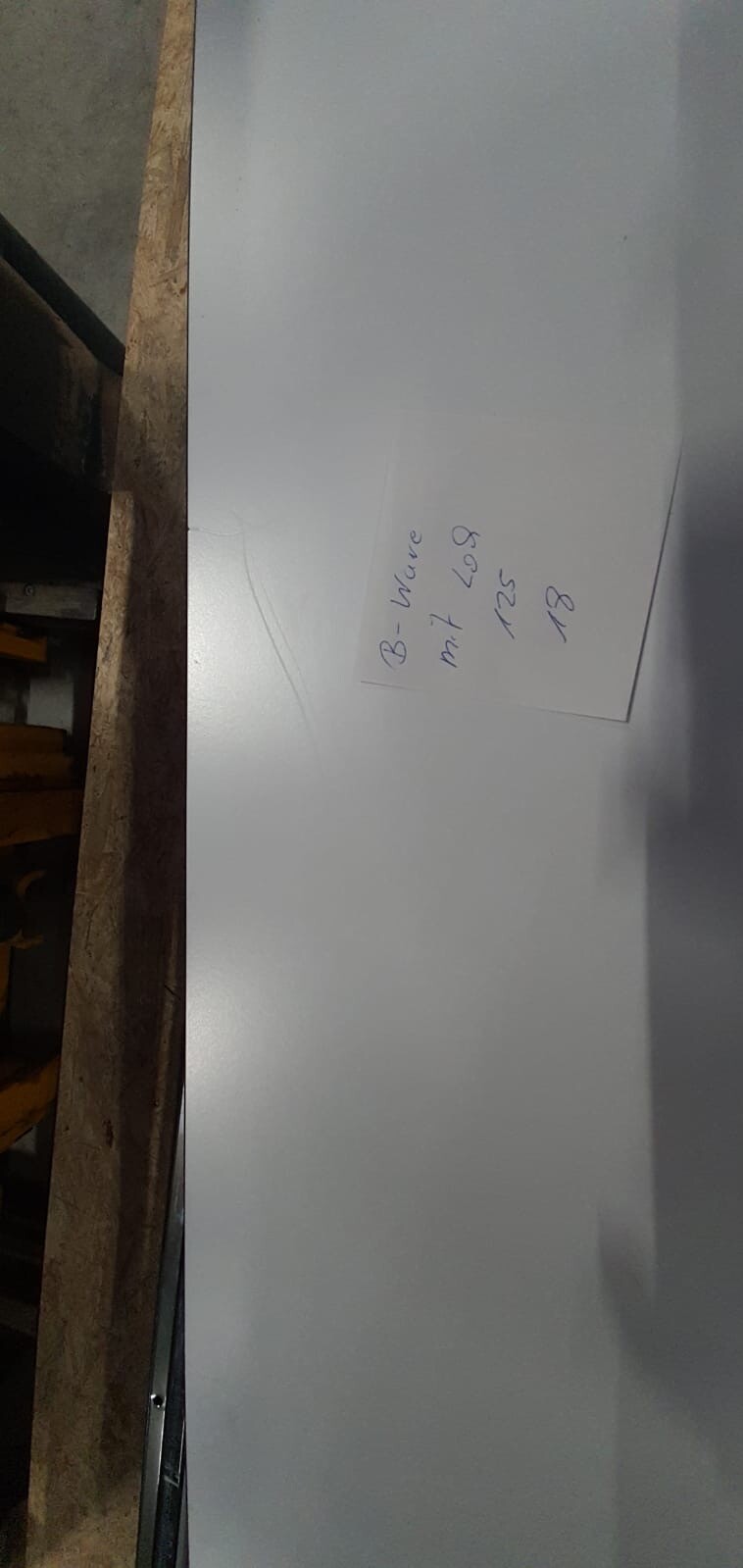 USM-Haller-Tisch-125x75-inkl-Kabelauslass-Demoware-in-gebrauchtem-Zustand-B18