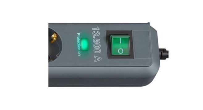 Brennenstuhl-Eco-Line-Steckdosenleiste-6-fach-mit-Uberspannungsschutz