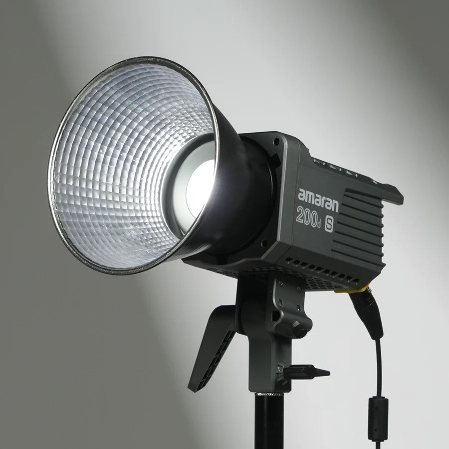Amaran-200d-S-EU-version-LED-Studio-Leuchte-Tageslicht