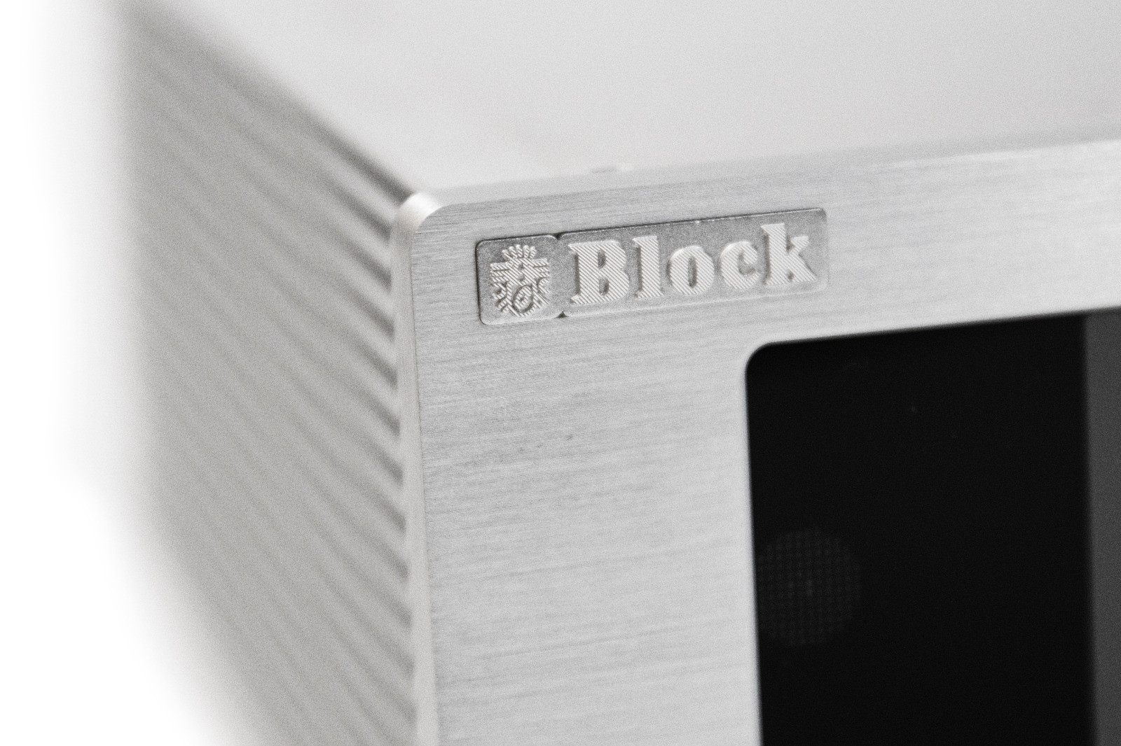 Block-CVR-100-MKIII-Stereo-Netzwerkreceiver-mit-Bluetooth-Sender-Empfanger-und-Farbdisplay-in-Diamantsilber