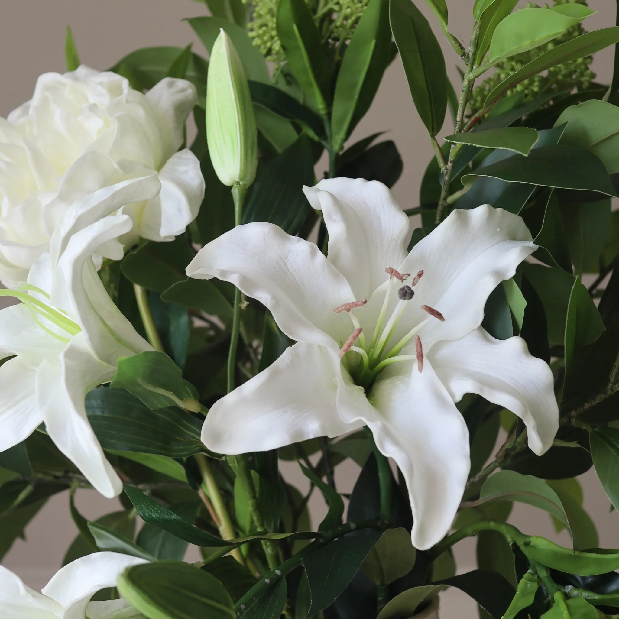 Botané Green Harmony Kunstblumenstrauß Botané Green Harmony Kunstblumenstrauß