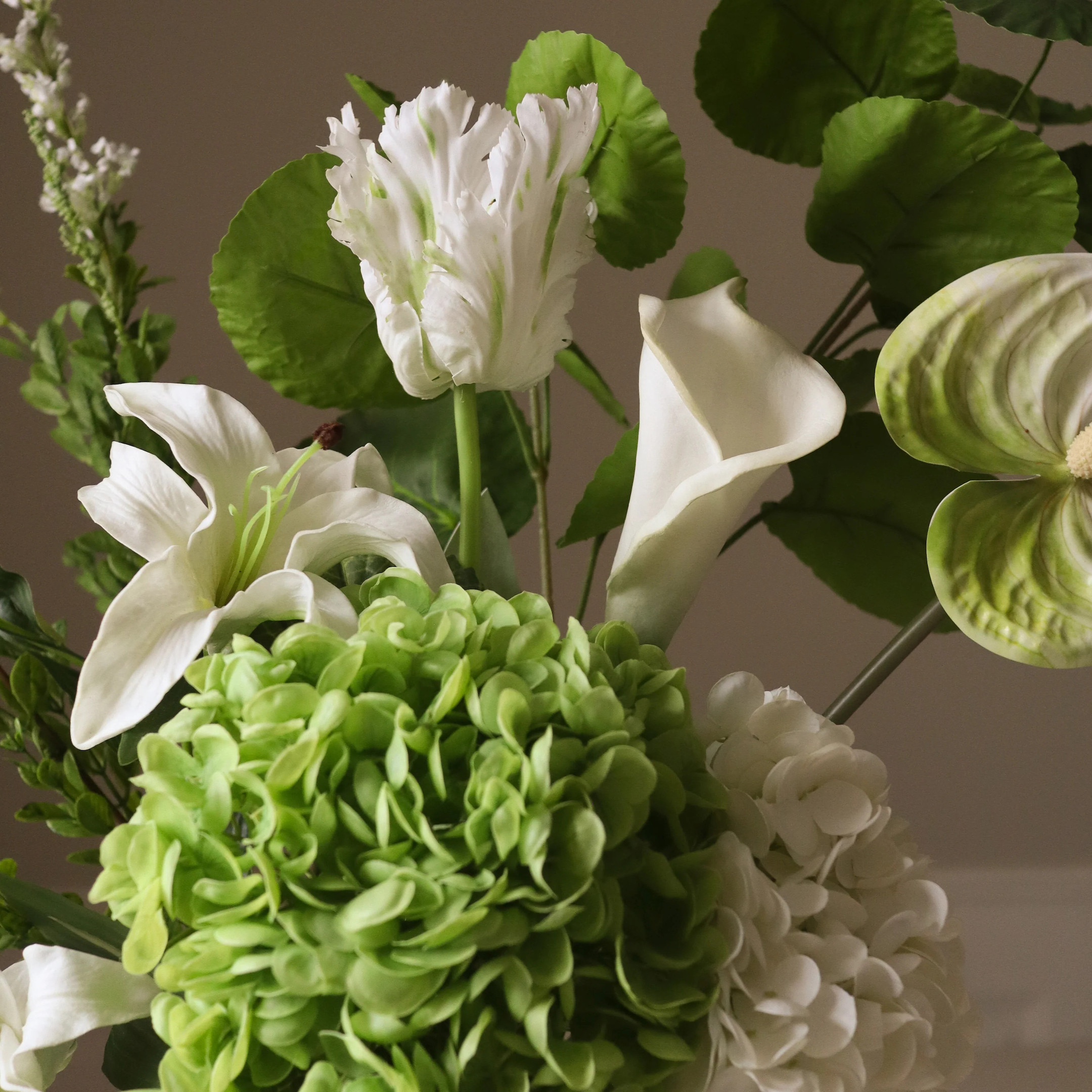 Botané Greenie Kunstblumenstrauß