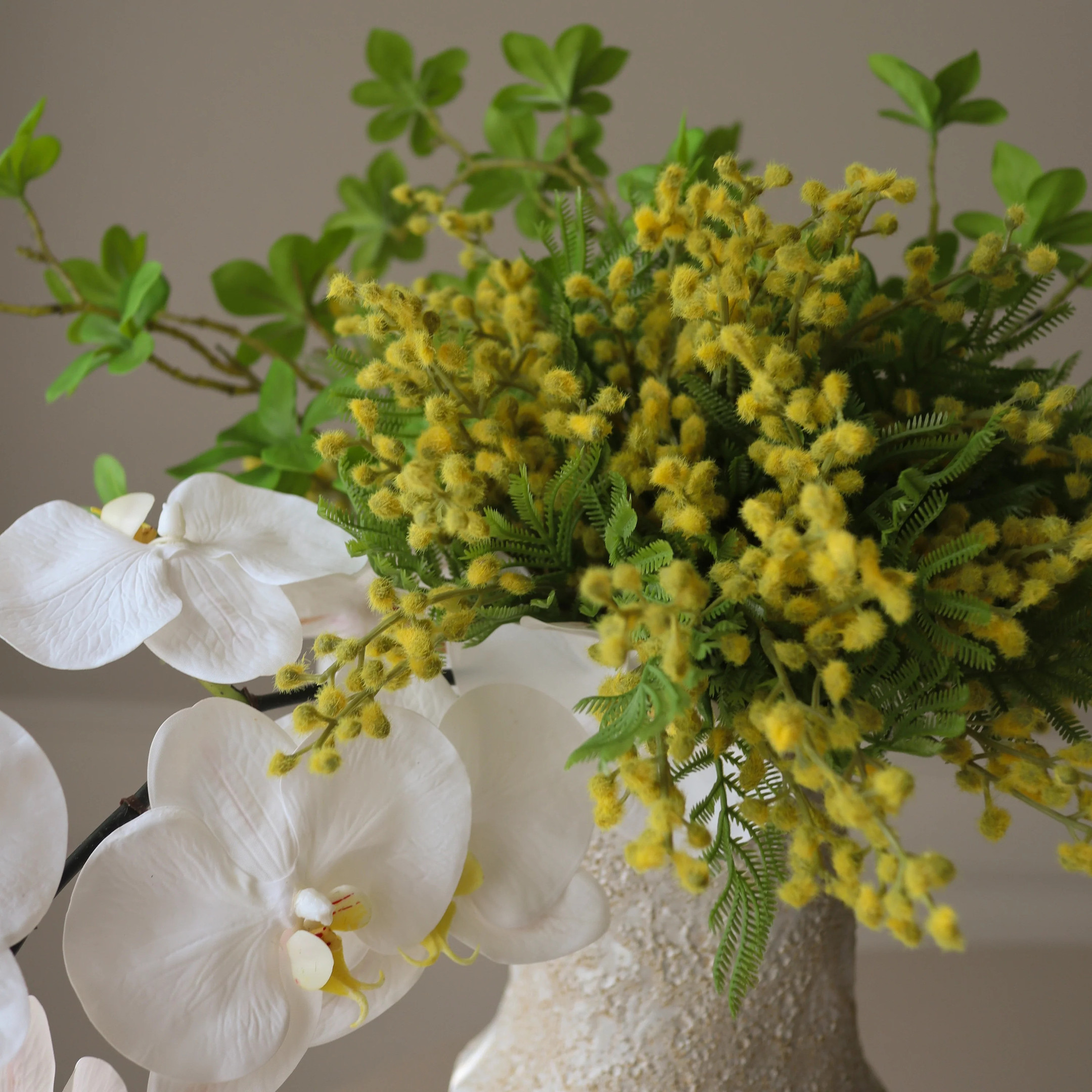 Botané Triumph Of Light Kunstblumenstrauß