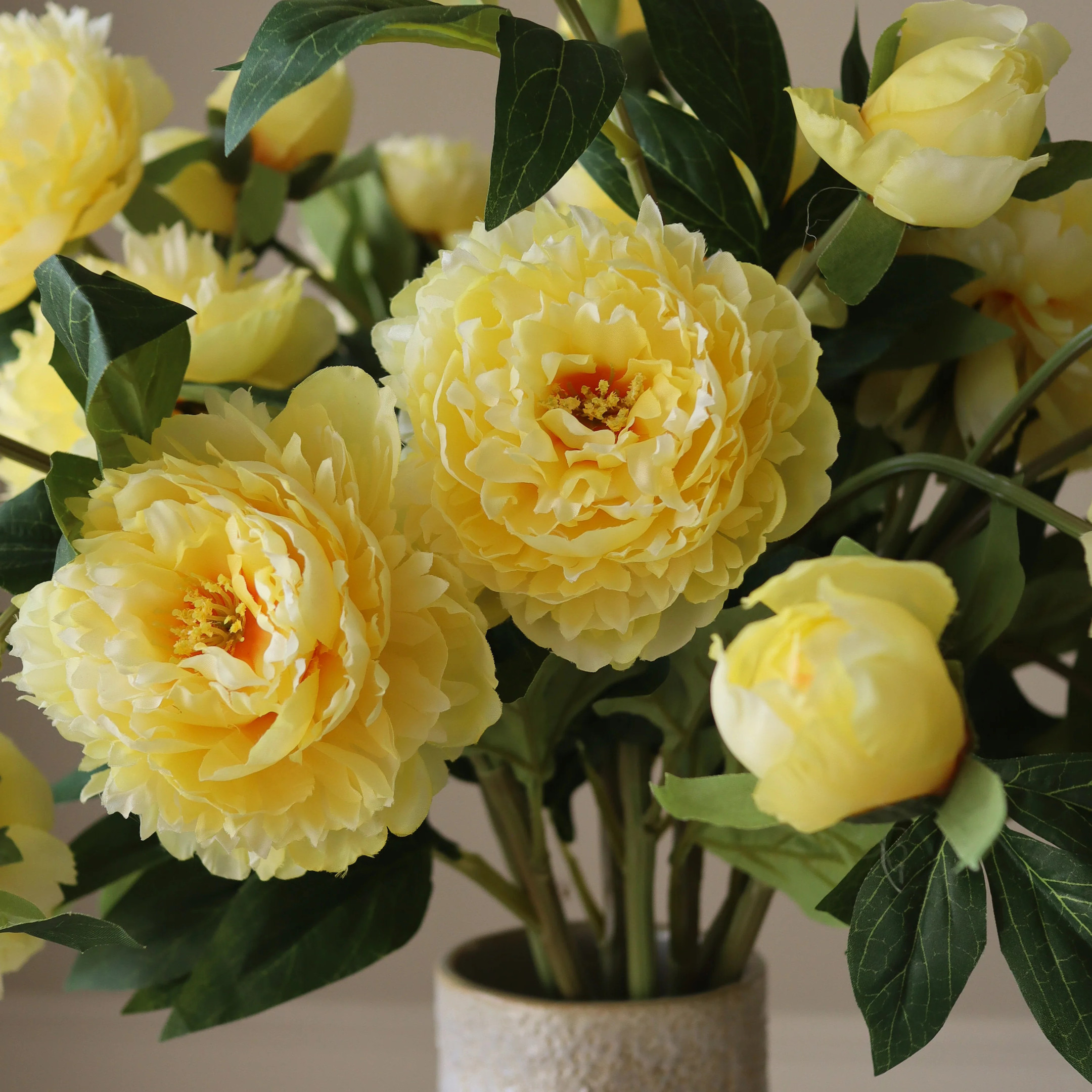Botané Yellow Peony Bouquet Kunstblumenstrauß Botané Yellow Peony Bouquet Kunstblumenstrauß