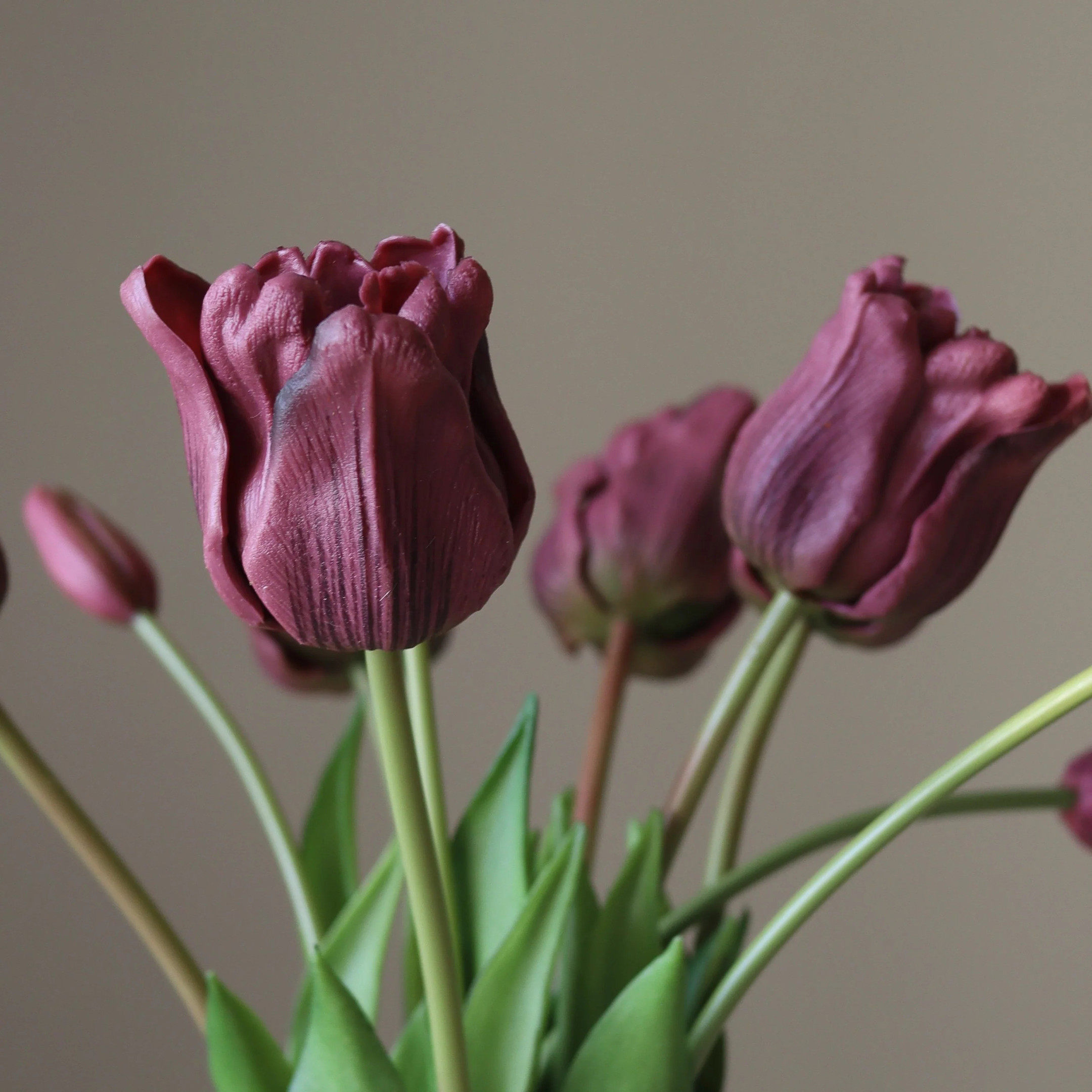 Botané Purple Triumph Tulip Bouquet Kunstblumenstrauß