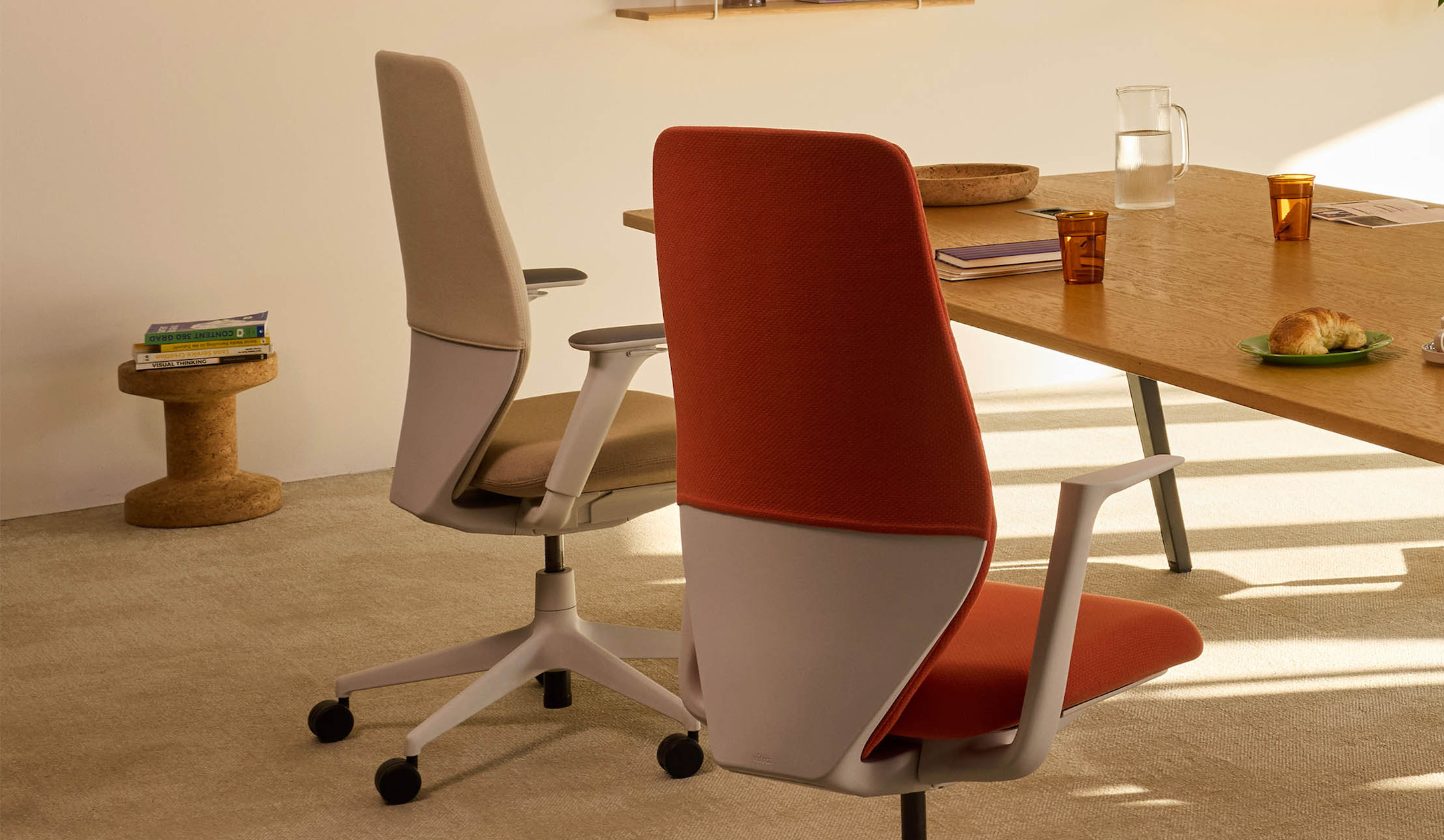 Vitra-ACX-Pad-Burostuhl-ergonomisch-mit-elegantem-Plano-Bezug-fur-den-Arbeitsplatz