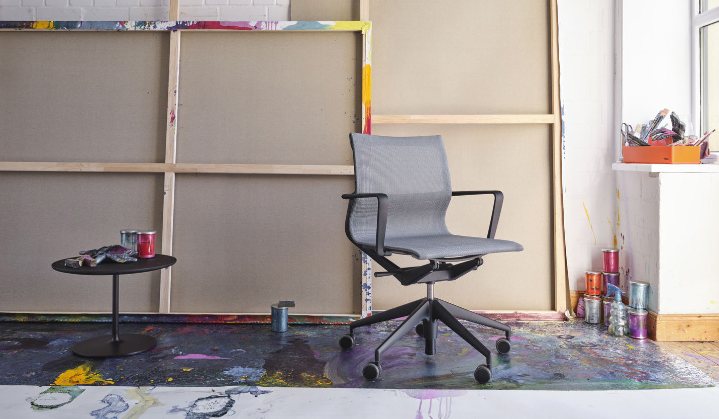 Vitra-Physix-Studio-Burostuhl-mit-stufenloser-Hohenverstellung