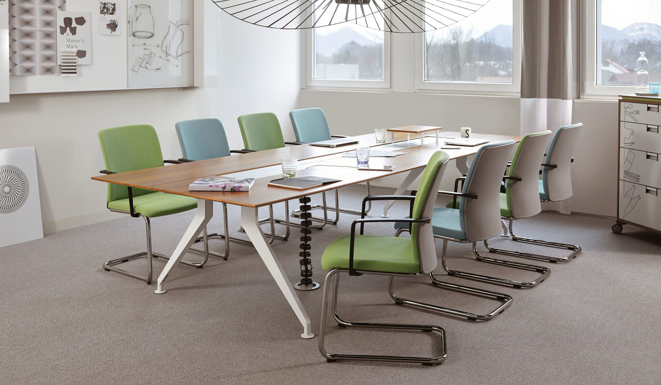 Steelcase 4.8 four point eight rechteckiger Konferenztisch für formelle Meetings und Präsentationen Steelcase-4-8-four-point-eight-rechteckiger-Konferenztisch-fur-formelle-Meetings-und-Prasentationen