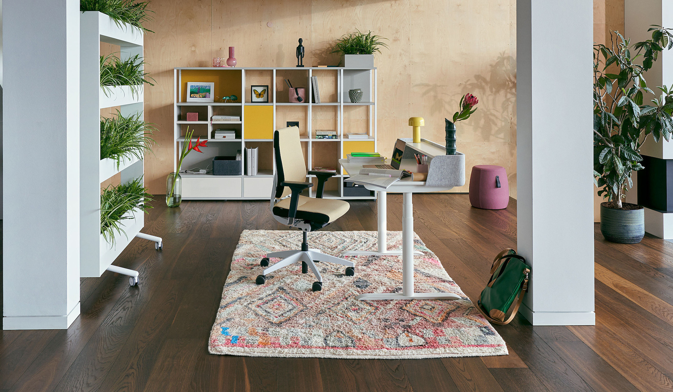 Sedus-black-dot-Drehstuhl-normal-hohe-Ruckenlehne-mit-Dorsokinetik-fur-dreidimensionales-Sitzen