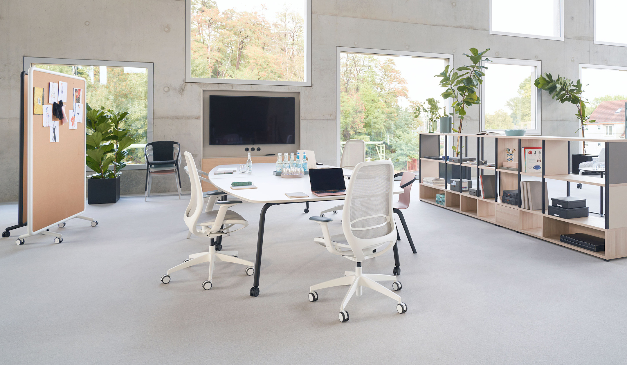 Sedus-se-air-Drehstuhl-mit-Kinetic-Swing-und-Membran-fur-hybrides-Arbeiten