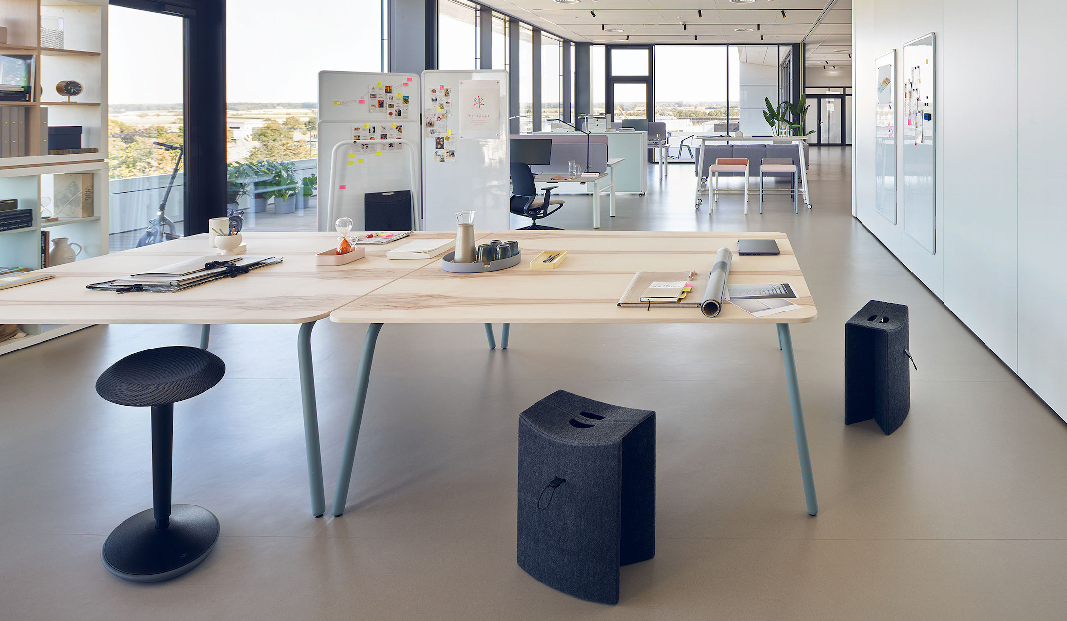 Sedus-se-lab-bench-mit-einteiliger-Tischplatte-nicht-verkettbar-und-mit-Kabelwanne-fur-organisierte-Teamarbeit