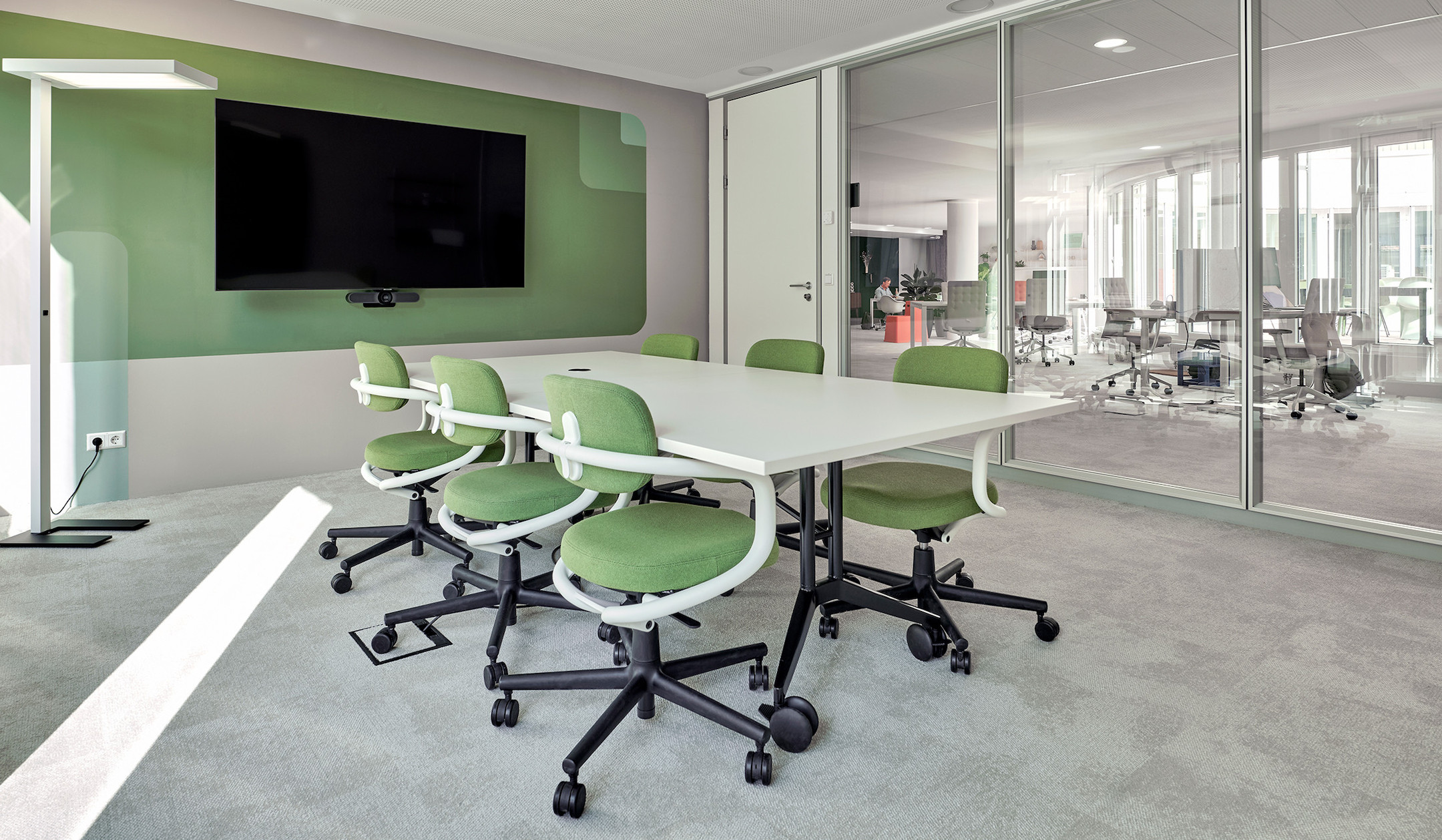 Vitra MedaMorph Folding Table mit platzsparender Klappfunktion Vitra-MedaMorph-Folding-Table-mit-platzsparender-Klappfunktion