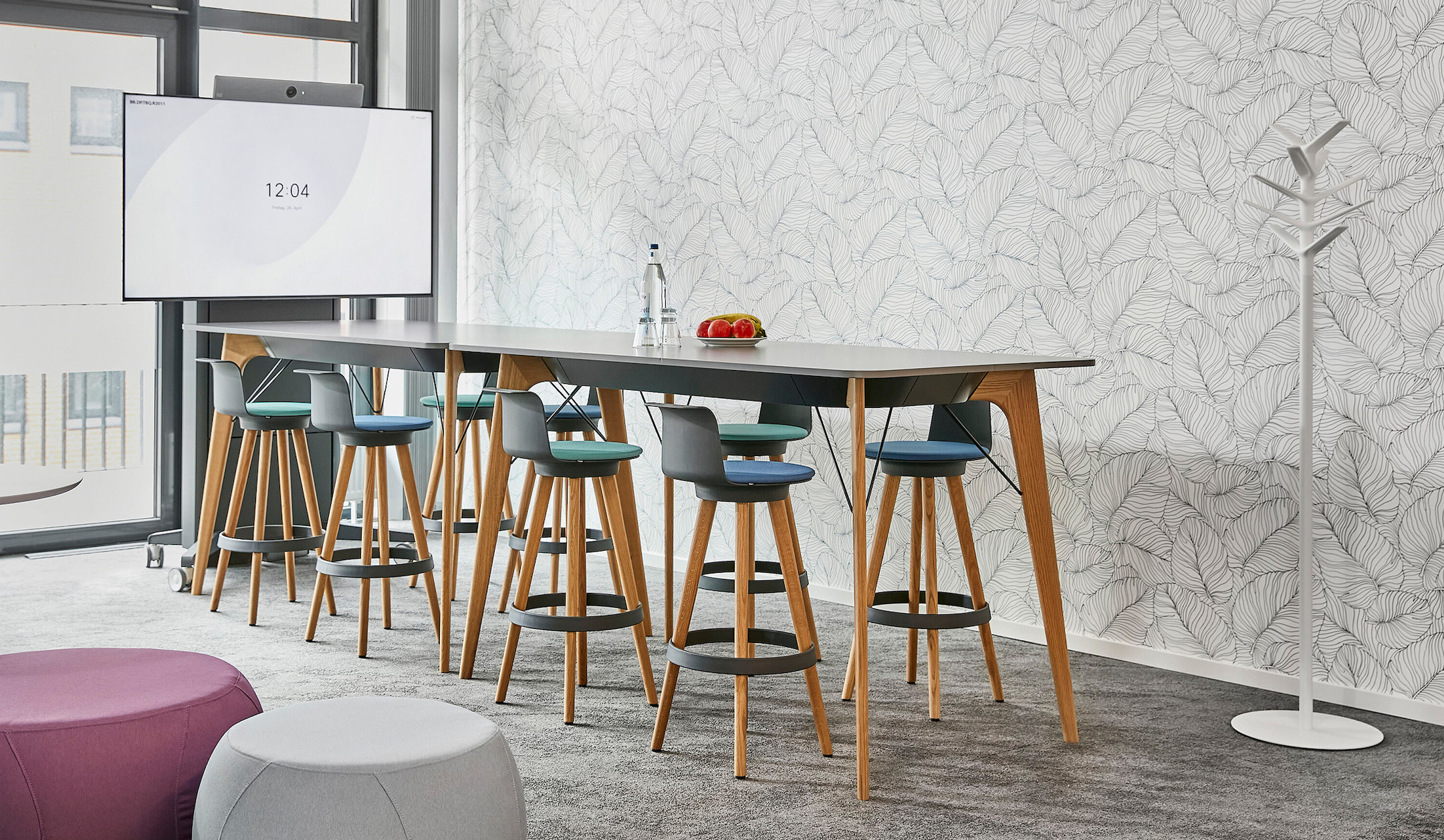 Bene-TIMBA-Stool-in-Steh-oder-Sitzhohe-aus-Massivholz-optional-mit-Lehne