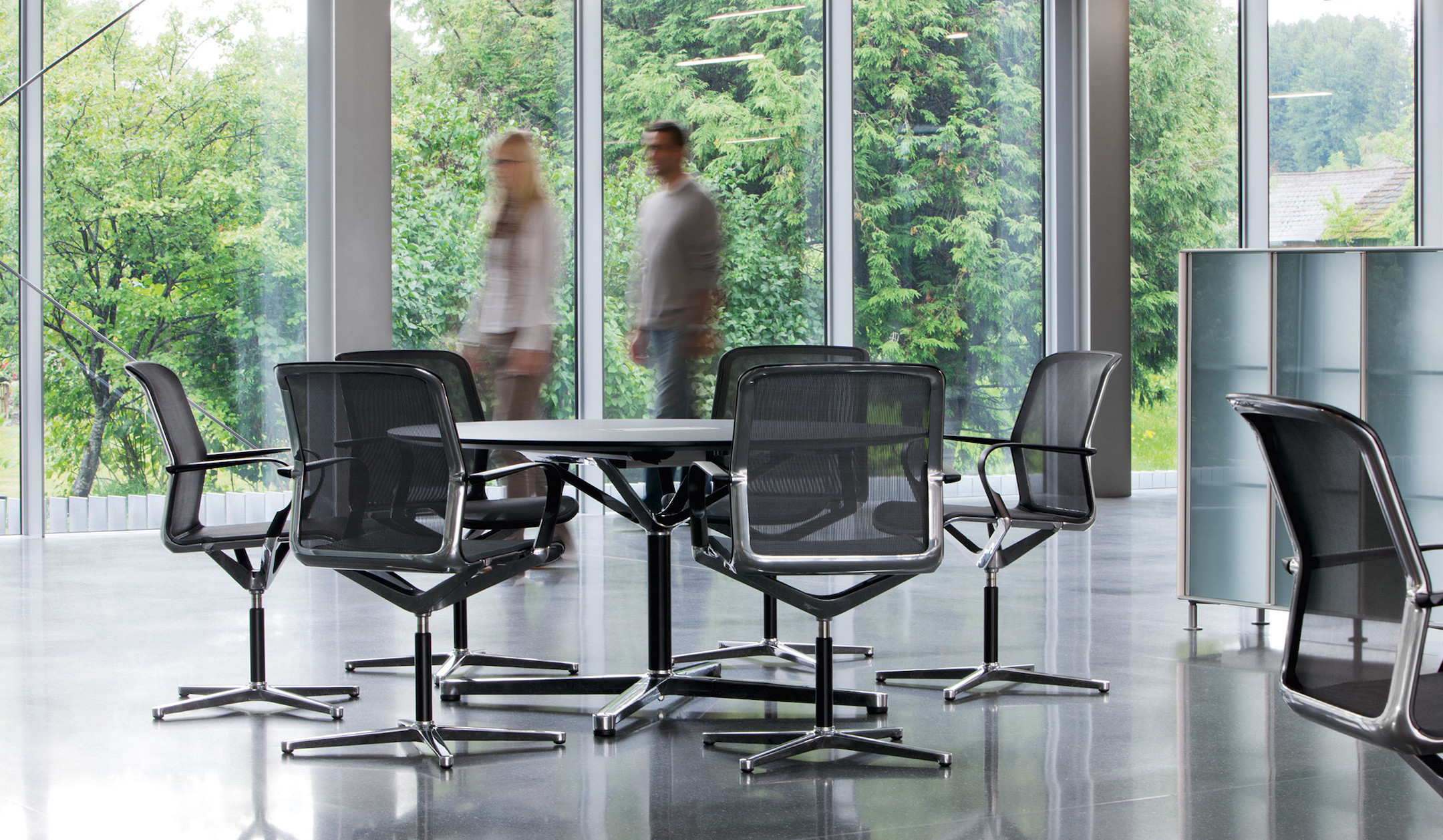 Bene-FILO-4-Star-Table-runder-Besprechungstisch-mit-Platz-fur-bis-zu-8-Personen