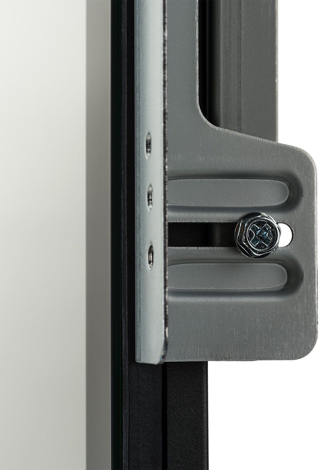 iiyama-OMK2-1-Montageset-voor-inbouwapparatuur