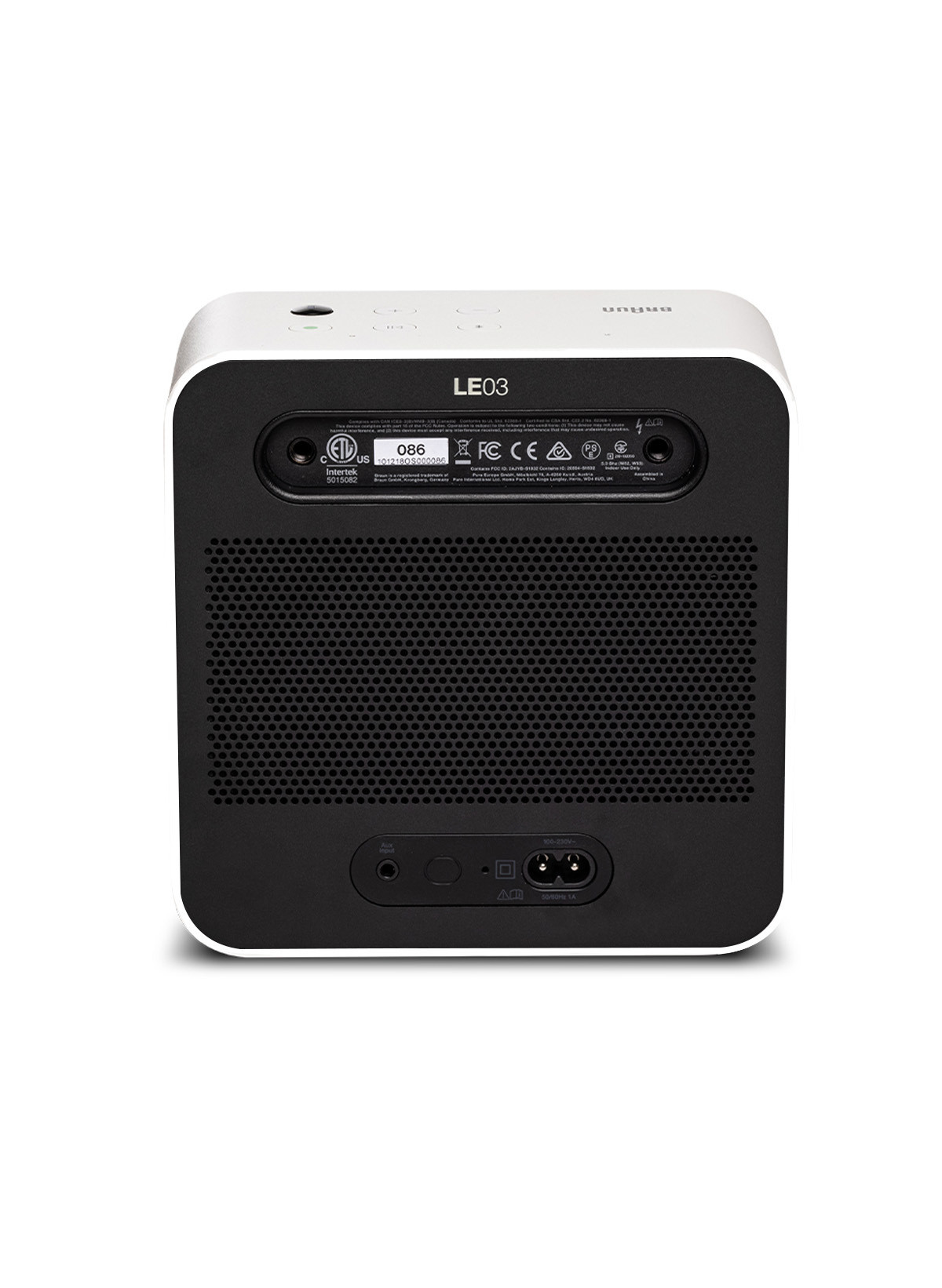 Braun-Audio-LE03-kabelloser-Lautsprecher-weiss-Demoware