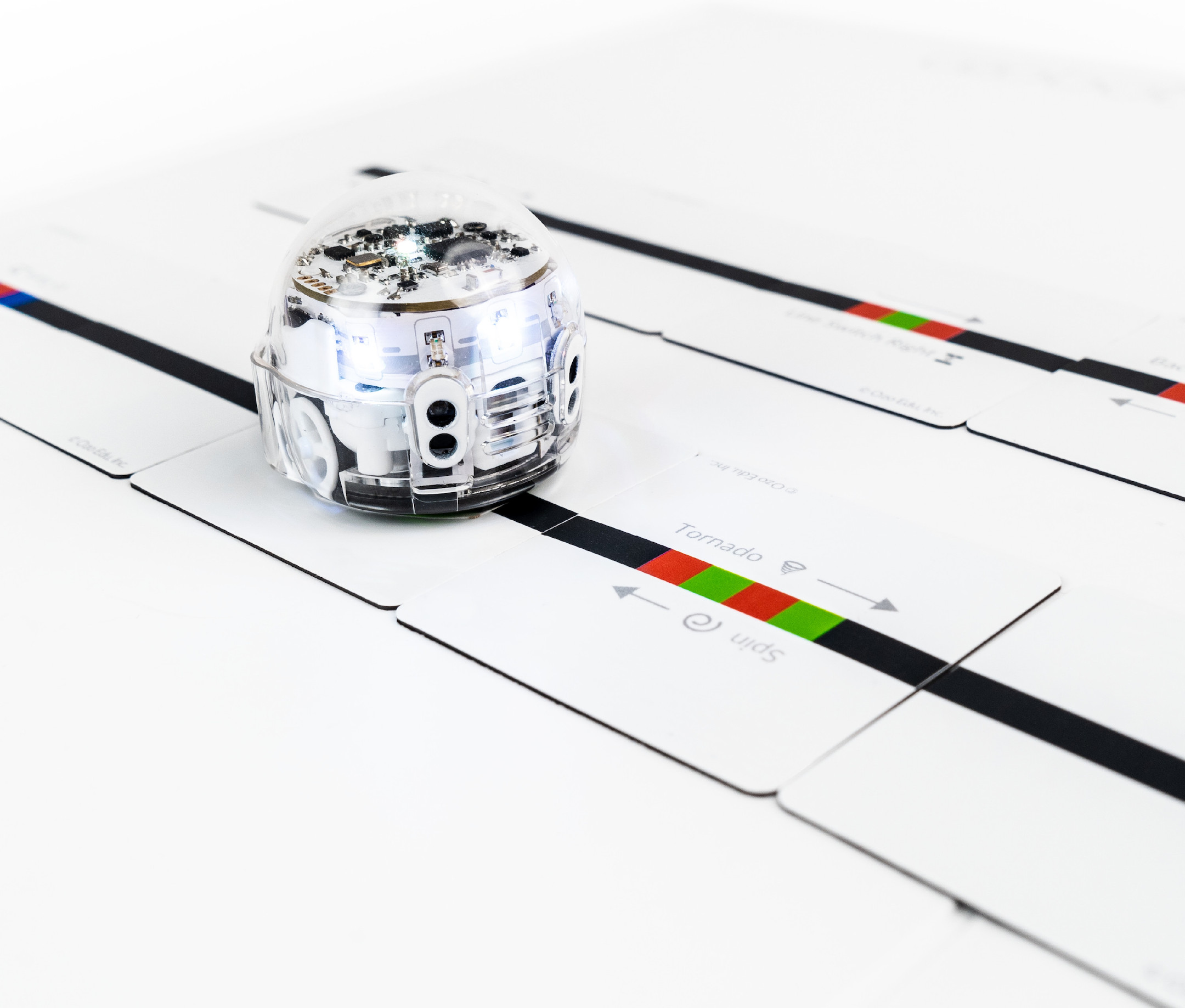 ozobot-farbcode-magnete-spezial-moves-kit