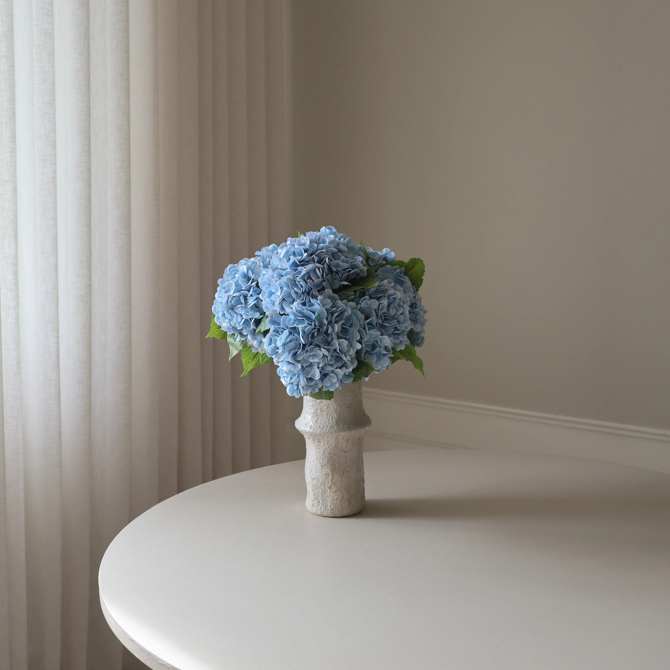 Botane-Blue-Hydrangea-Bouquet-Kunstblumenstrauss