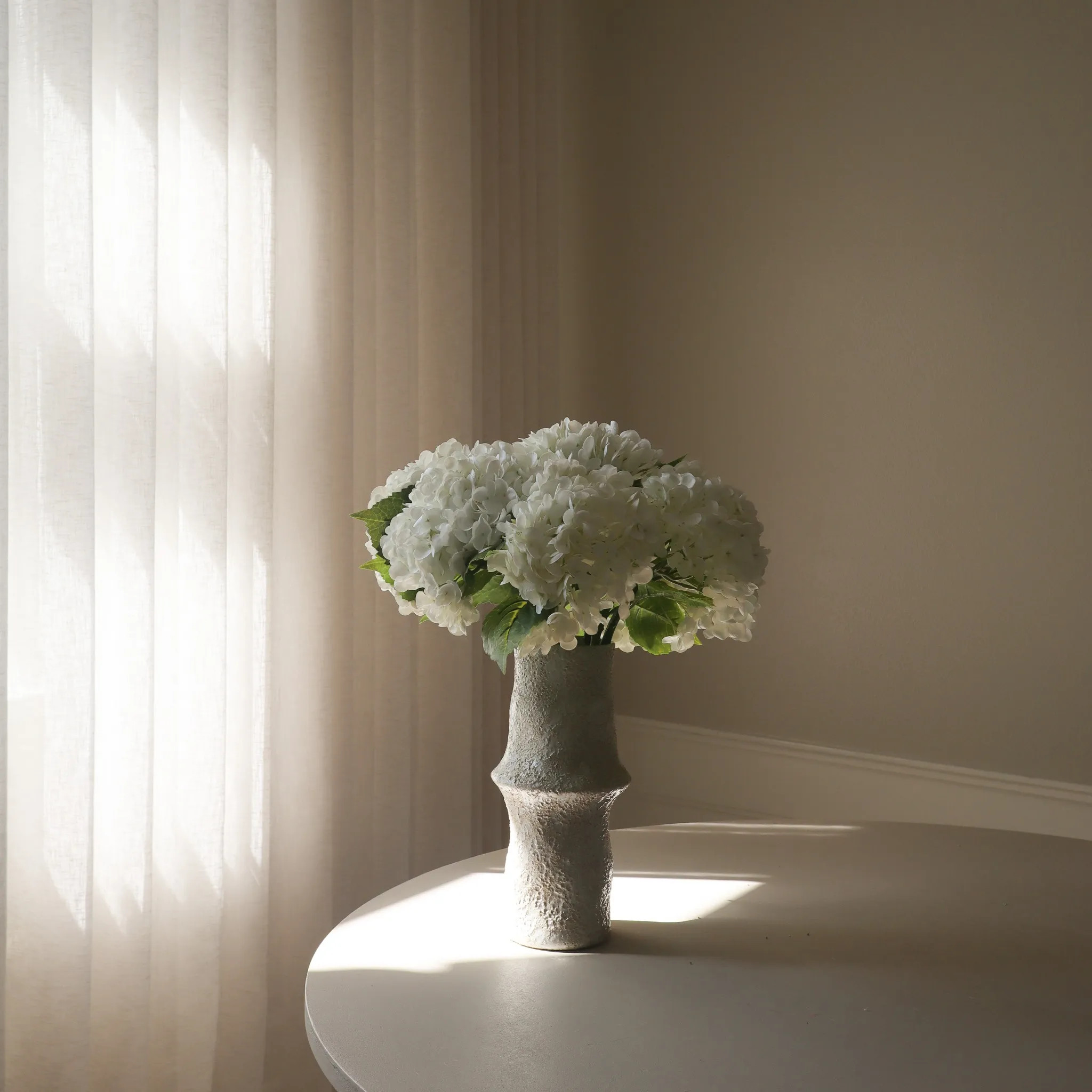 Botane-White-Hydrangea-Bouquet-Kunstblumenstrauss