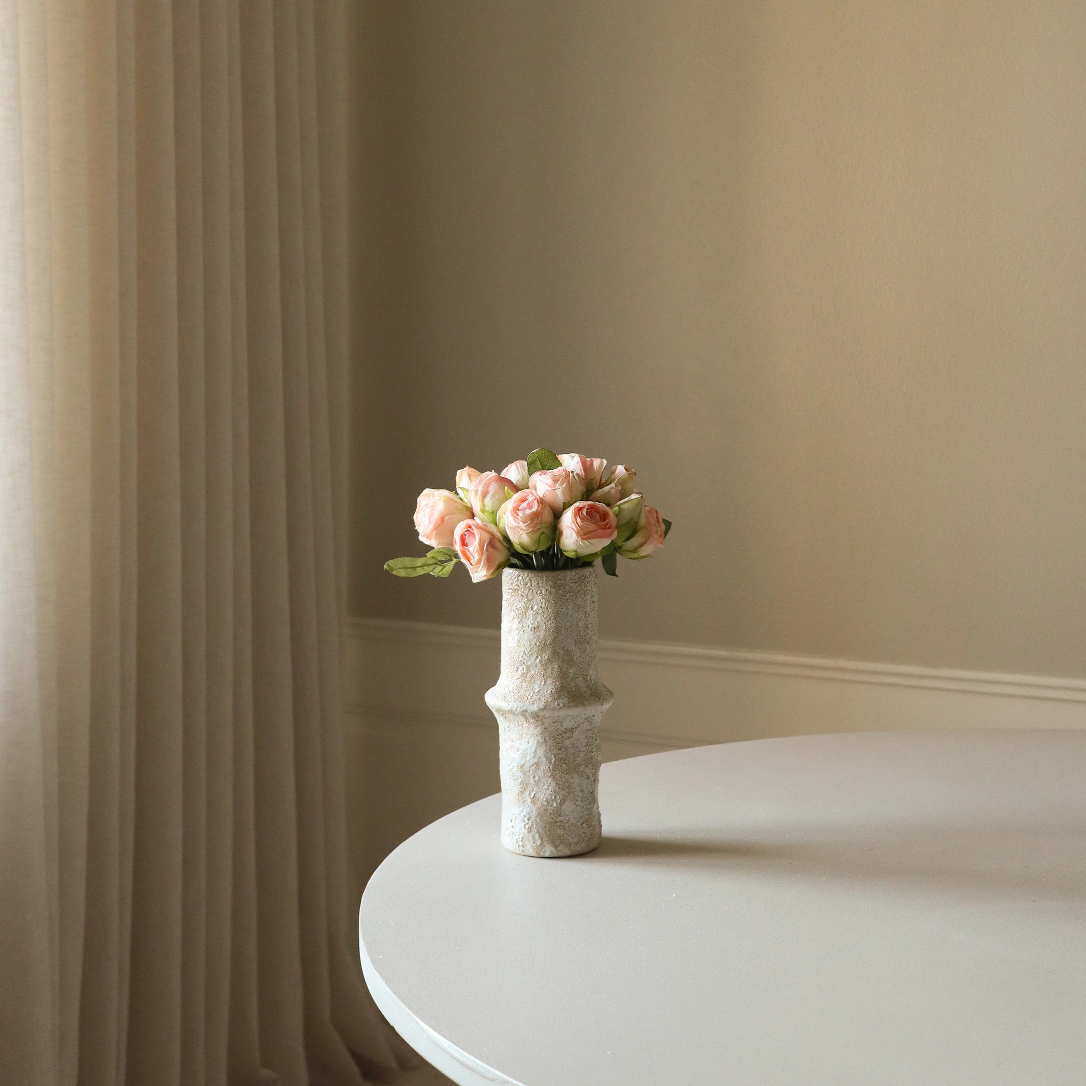 Botane-Small-Ceramic-Earth-Vase