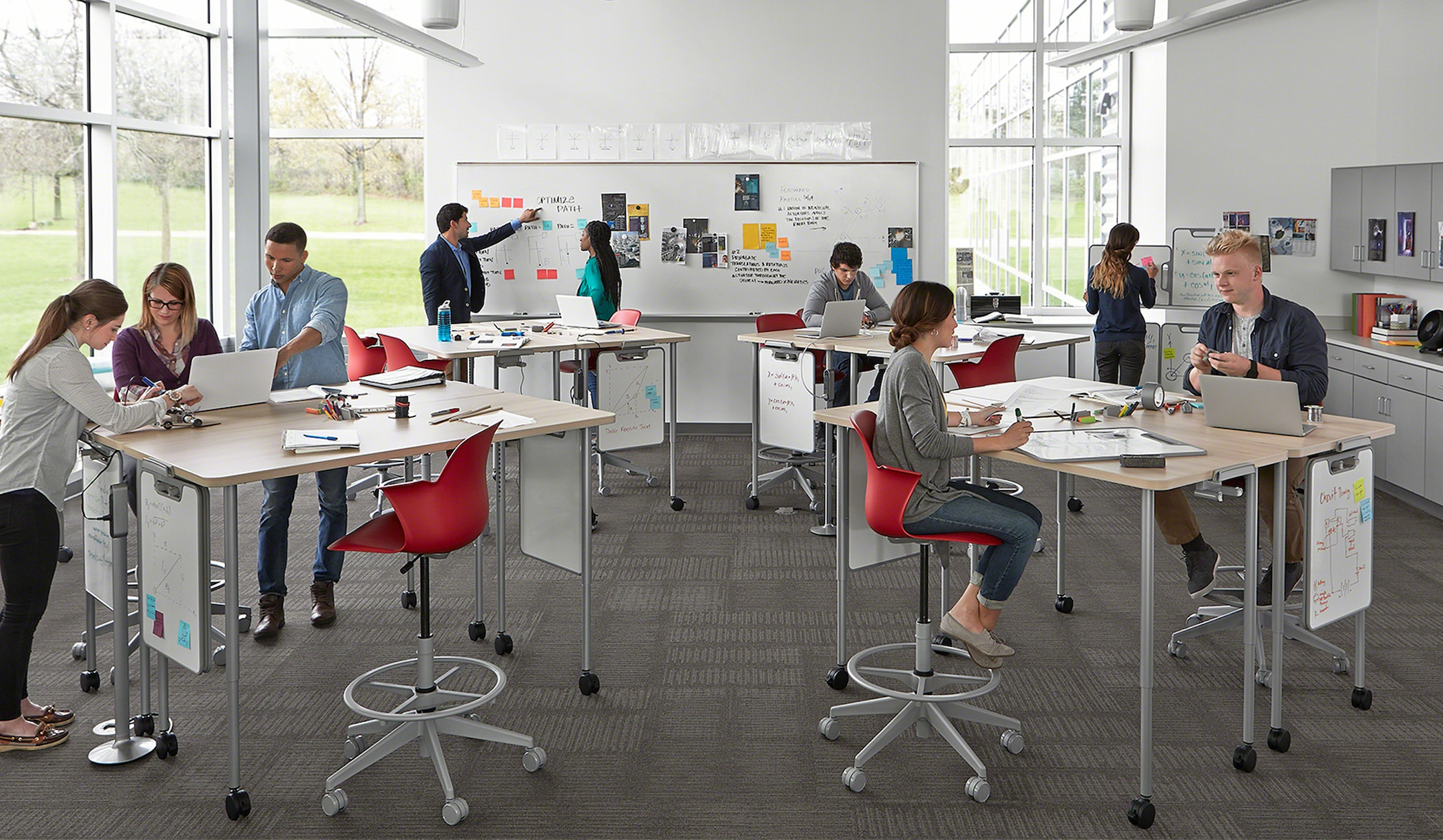 Steelcase-Verb-rechteckiger-Studenten-Tisch-mit-Rollen-fur-flexible-Gruppenarbeit-in-Schulen