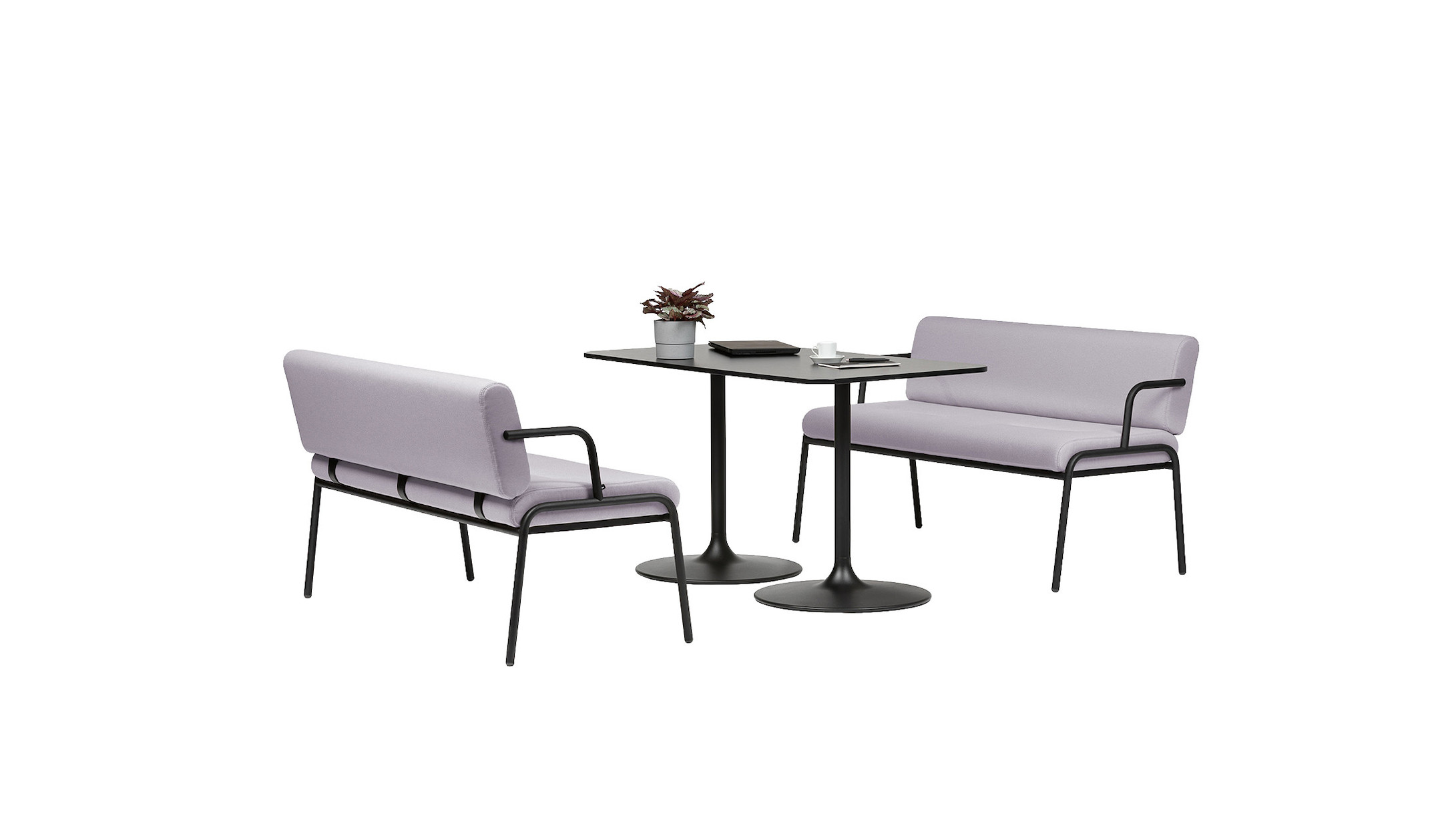 Bene-CASUAL-Table-Low-Besprechungstisch-in-Sitzhohe-mit-individuell-konfigurierbarer-Plattenform