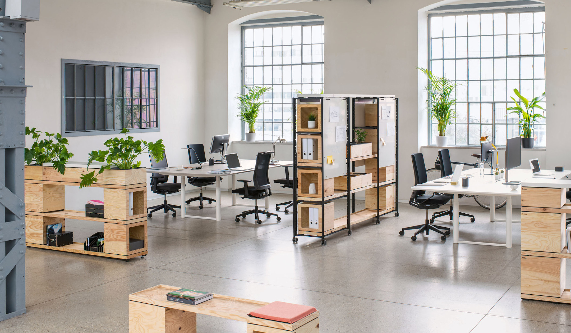 Bene-PIXEL-Mobelelement-fur-modulare-Raumkonfigurationen-in-dynamischen-Umgebungen