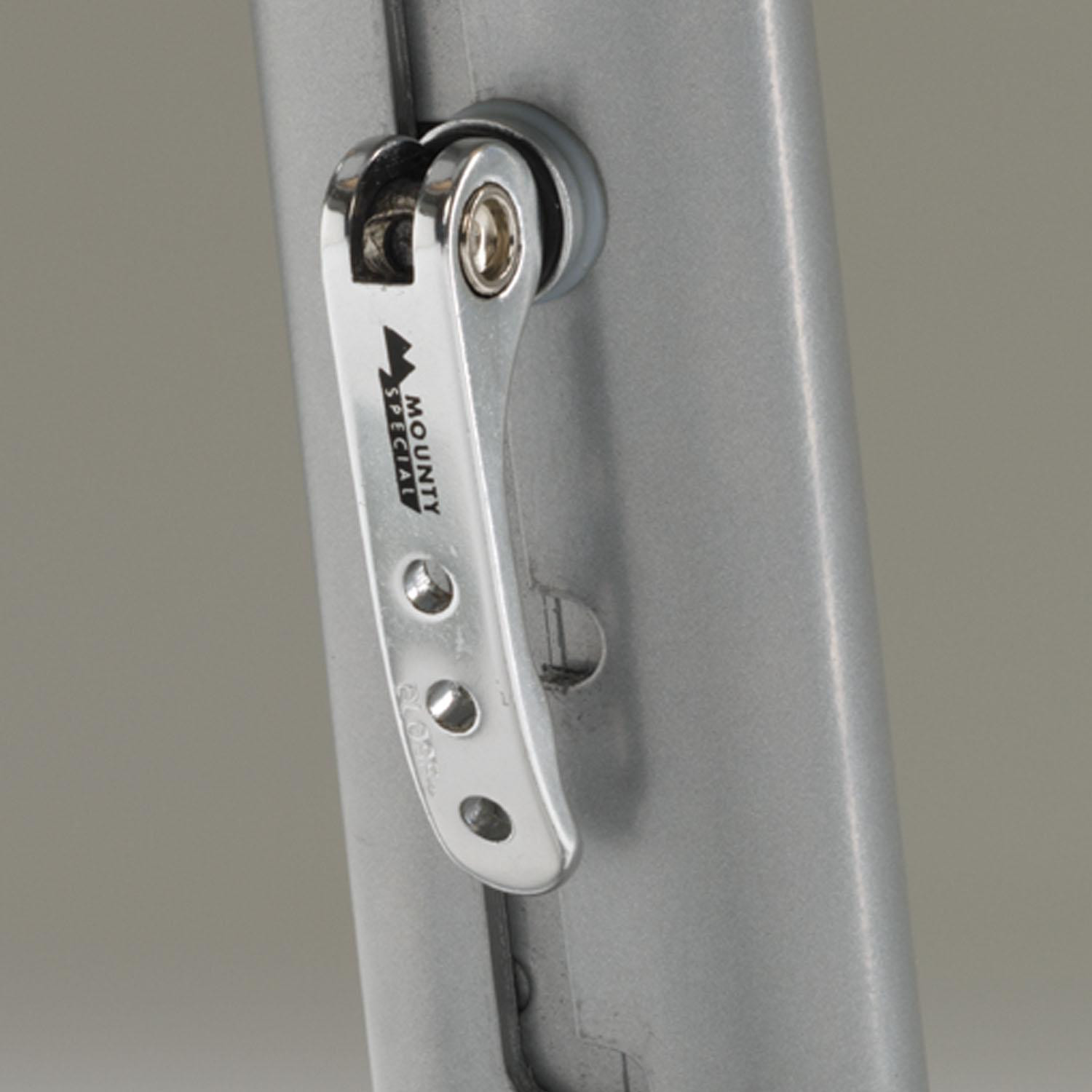 hoehenverstellbarer-einer-schuelertisch-aluflex