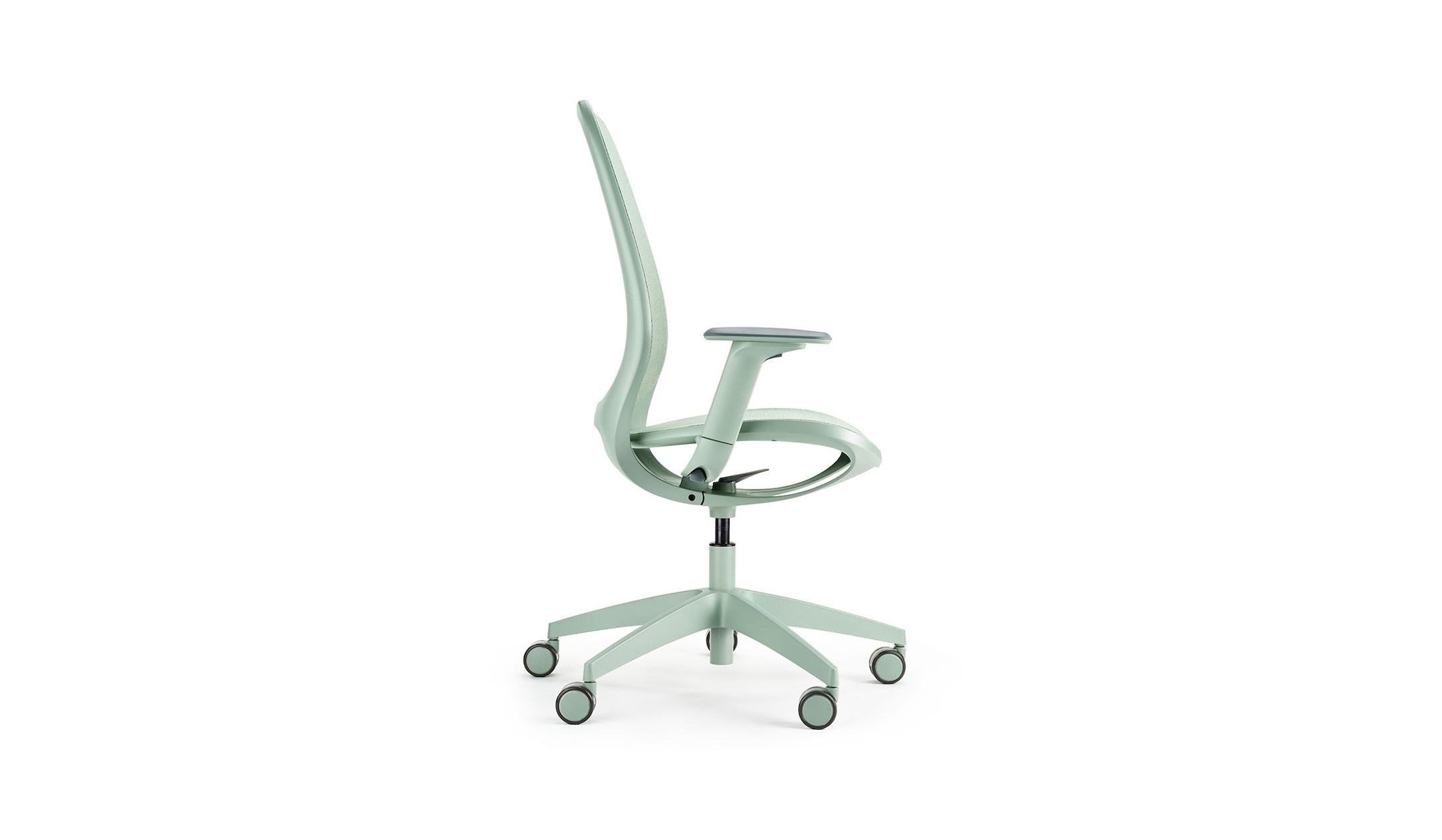 Sedus-se-air-Drehstuhl-mit-Kinetic-Swing-und-Membran-fur-hybrides-Arbeiten