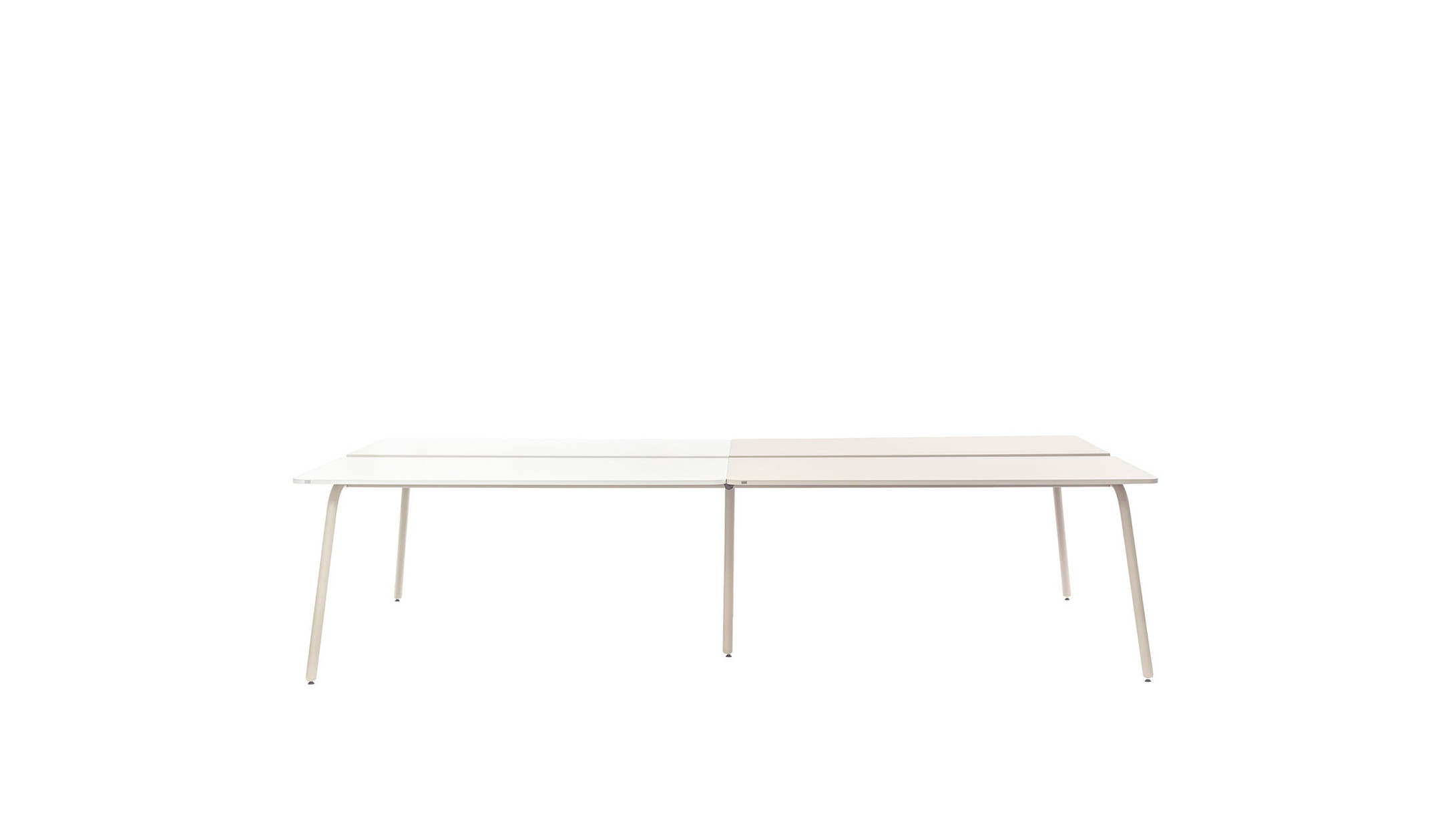 Sedus-se-lab-bench-nicht-verkettbar-mit-zweiteiliger-Platte-fur-effiziente-Teamarbeit