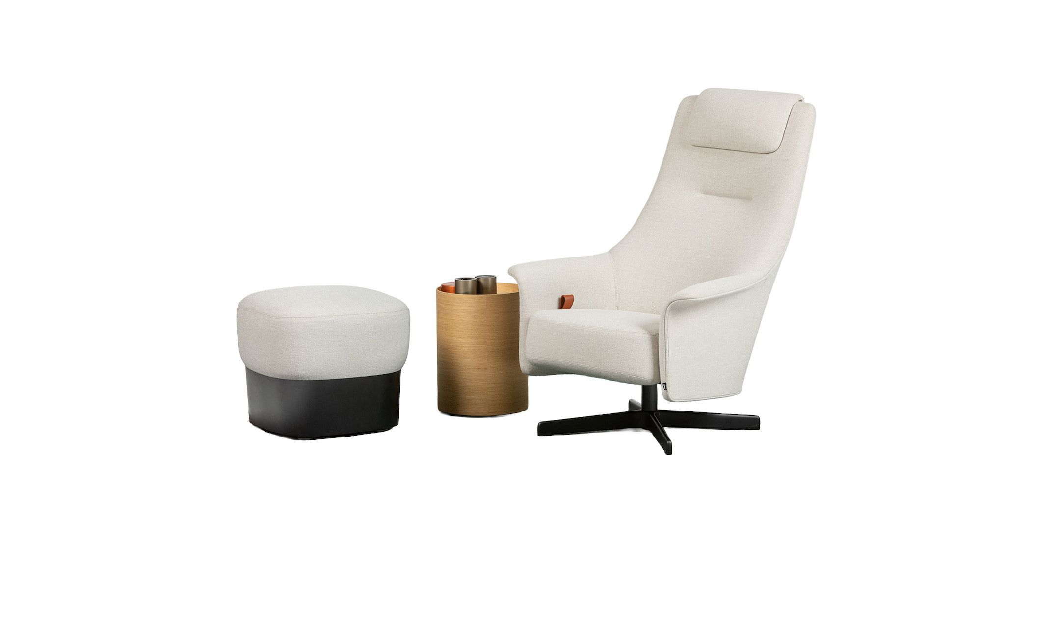 Bene-PORTS-Stool-flexible-Sitzgelegenheit-mit-komfortablen-Sitzpolster