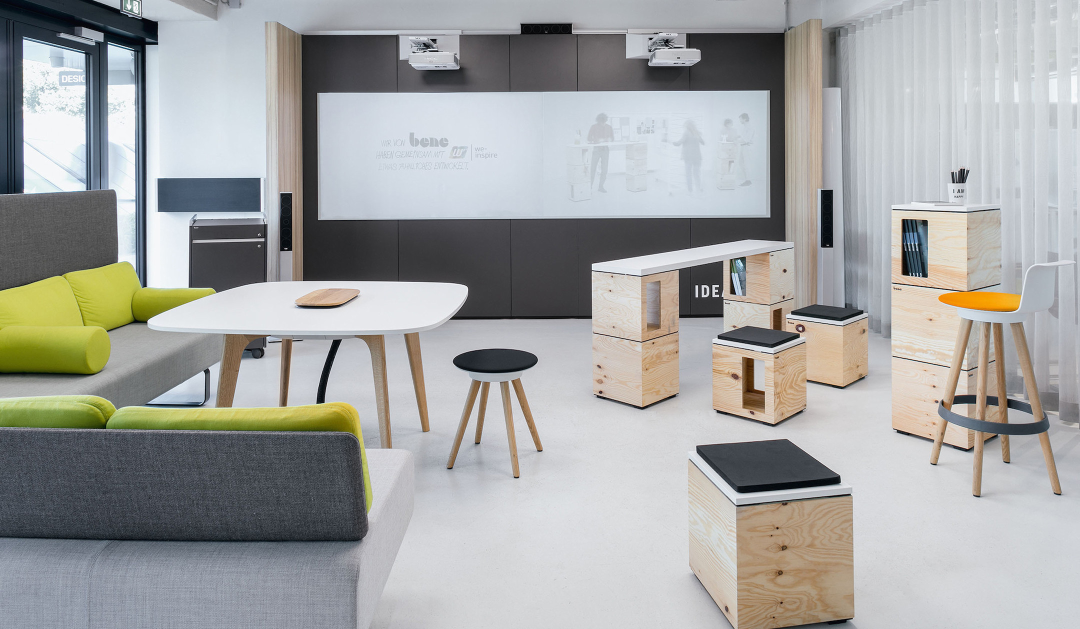 Bene-PIXEL-Mobelelement-fur-modulare-Raumkonfigurationen-in-dynamischen-Umgebungen