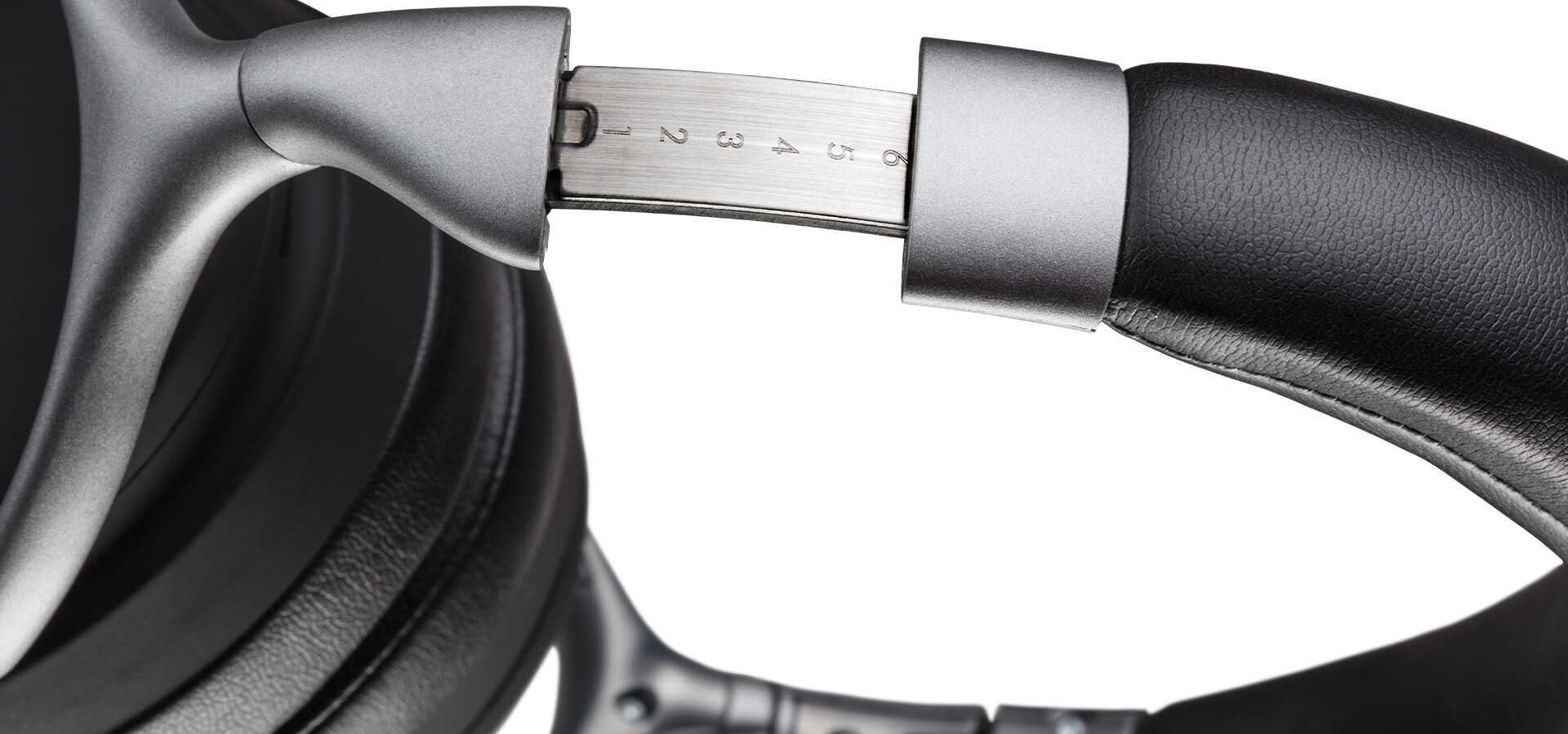 Denon-AH-GC30-kabellose-Kopfhorer-schwarz