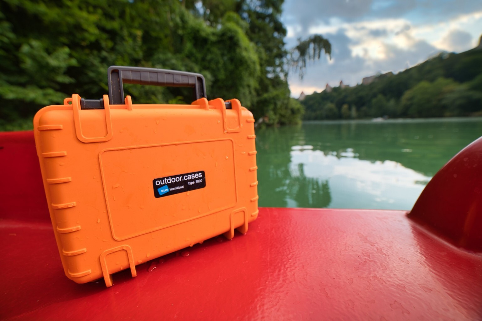 B-W-Hartschalenkoffer-Typ-1000-mit-Wurfelschaum-orange
