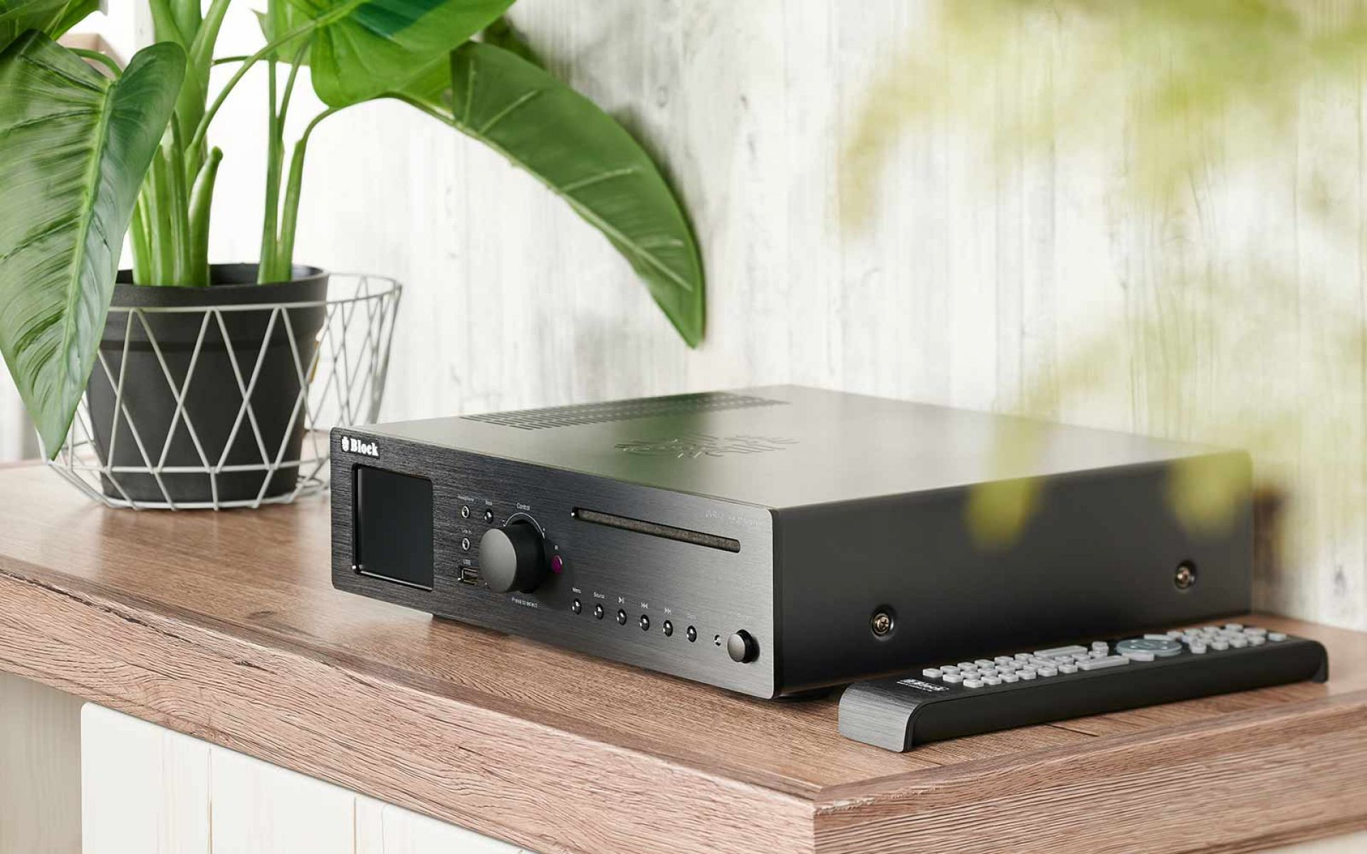 Block-CVR-10-Internet-Receiver-mit-2x-30-Watt-Musikleistung-in-Saphirschwarz
