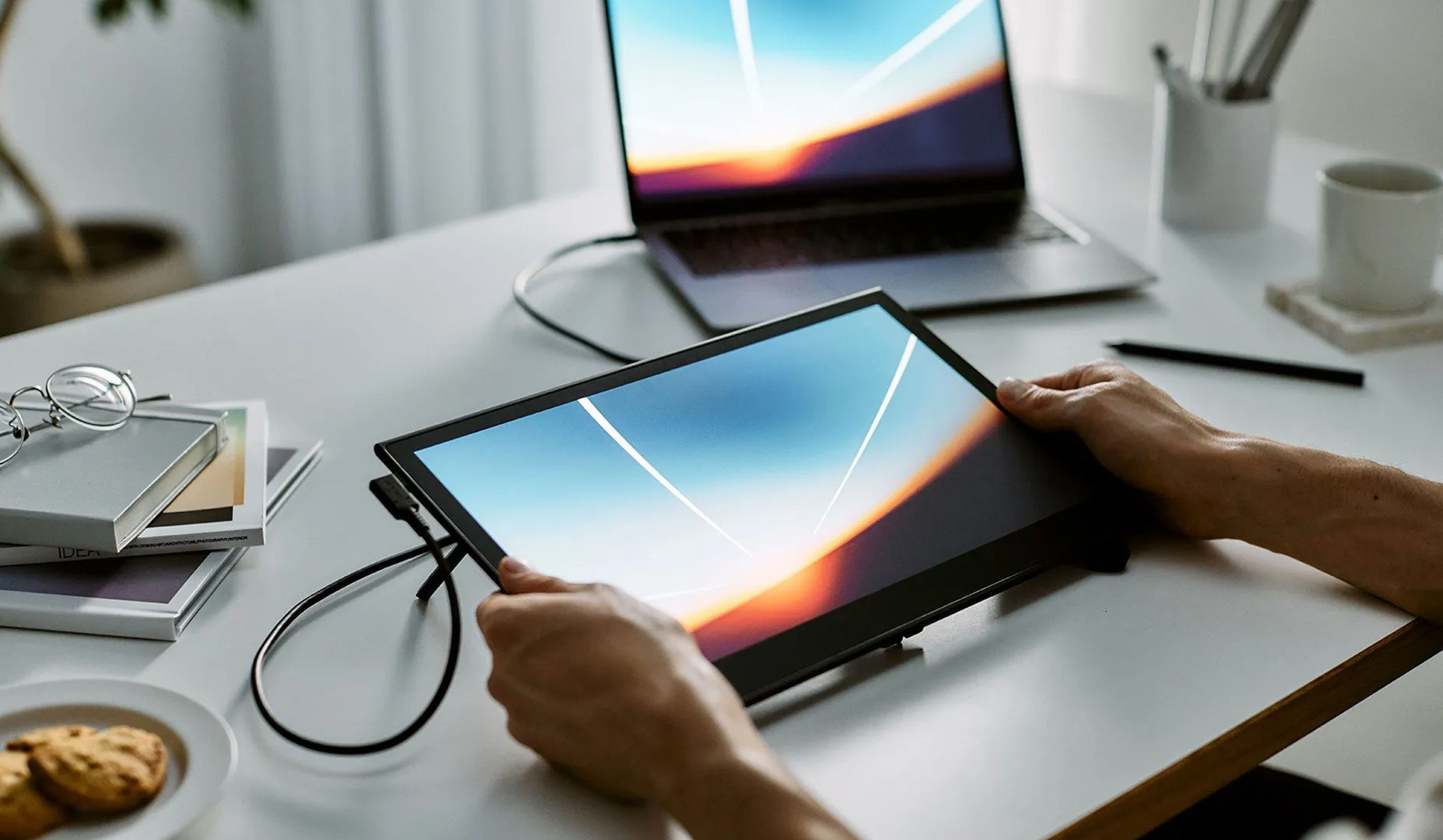 Wacom-opvouwbare-standaard-voor-One-en-Movink-pennendisplays