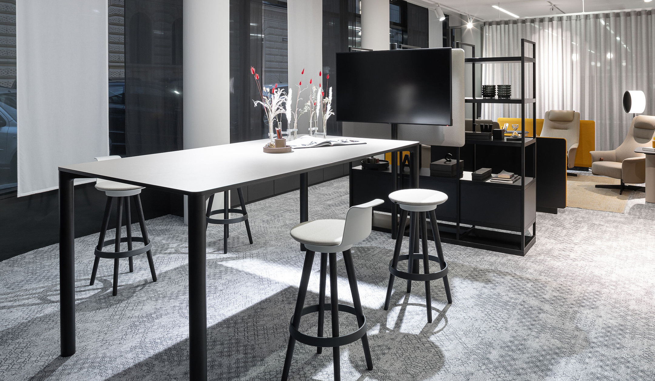 Bene-TIMBA-Stool-in-Steh-oder-Sitzhohe-aus-Massivholz-optional-mit-Lehne