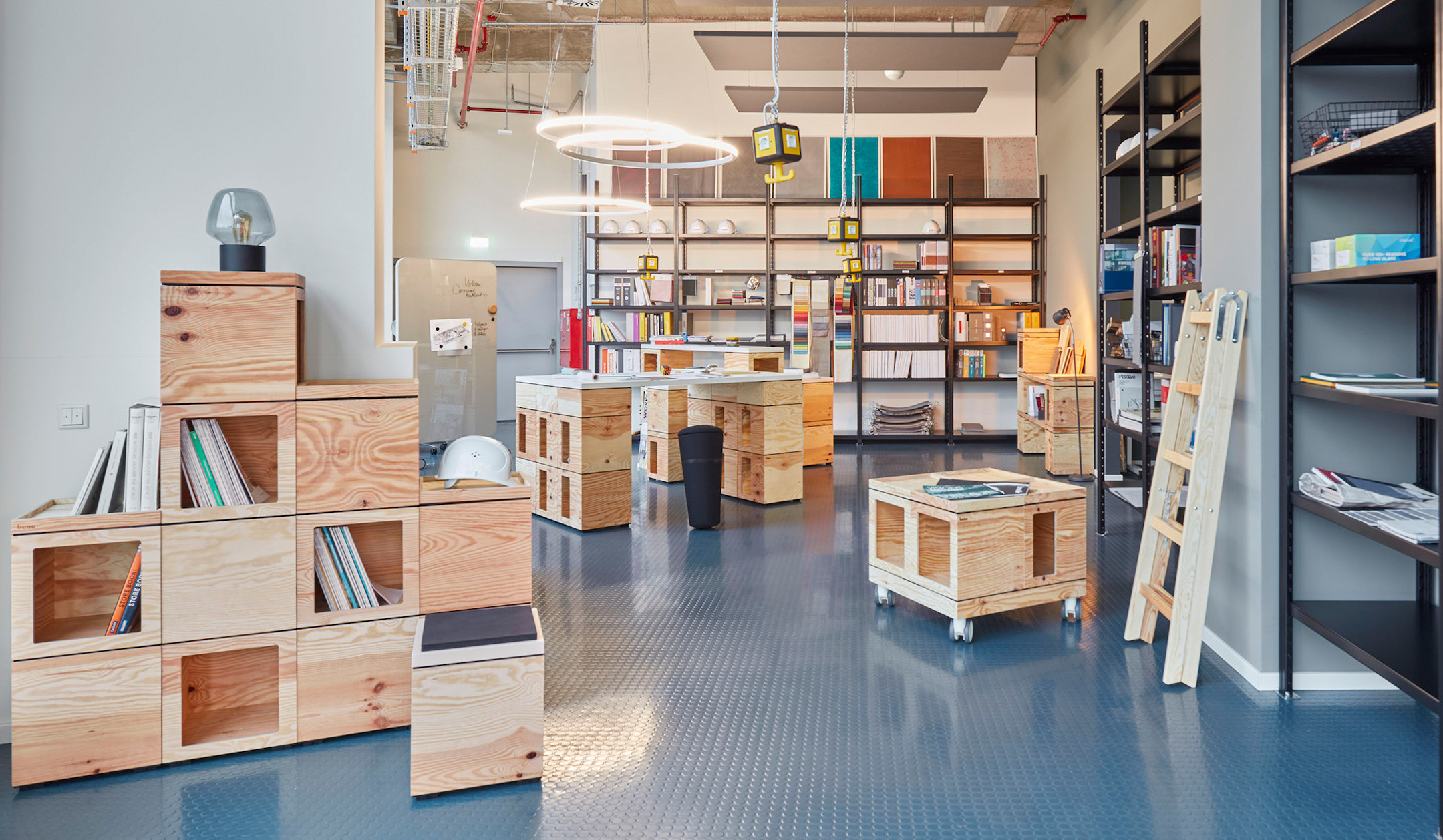 Bene-PIXEL-Mobelelement-fur-modulare-Raumkonfigurationen-in-dynamischen-Umgebungen