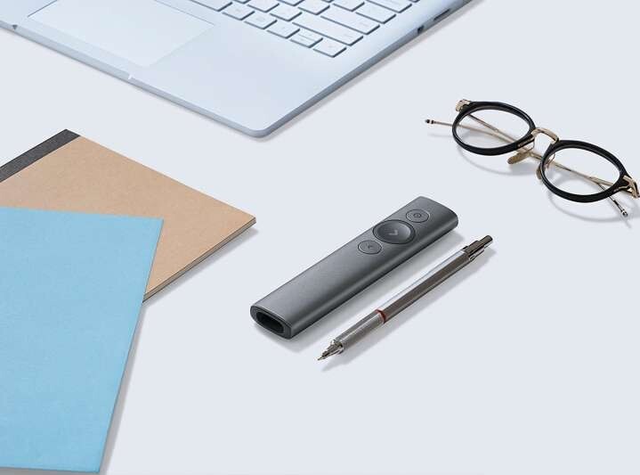logitech-spotlight-presenter-bluetooth-2-4ghz-30m-demoware