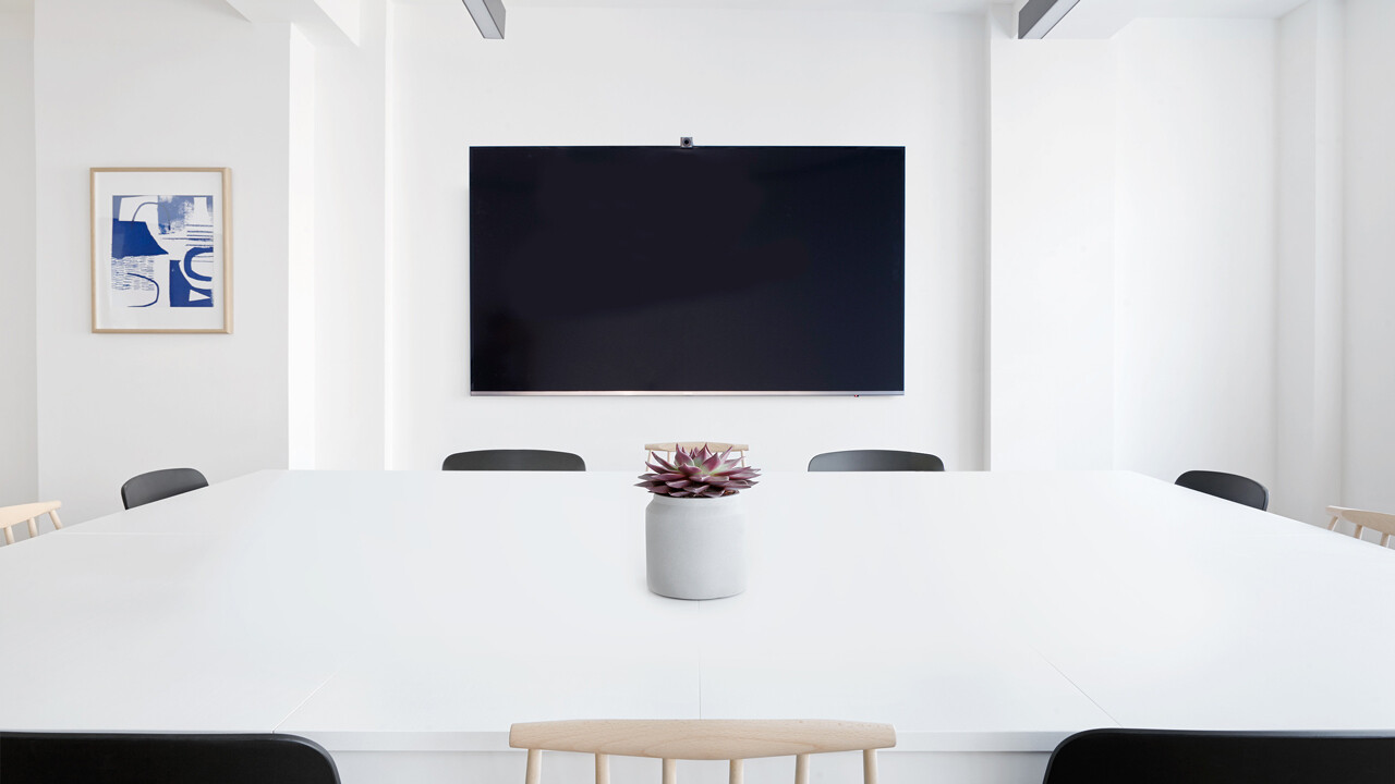 Huddly-GO-Konferenzkamera-Work-From-Home-Kit-inkl-0-6-1-15-m-Kabel-16-MP-30fps-150-FOV-4xZoom