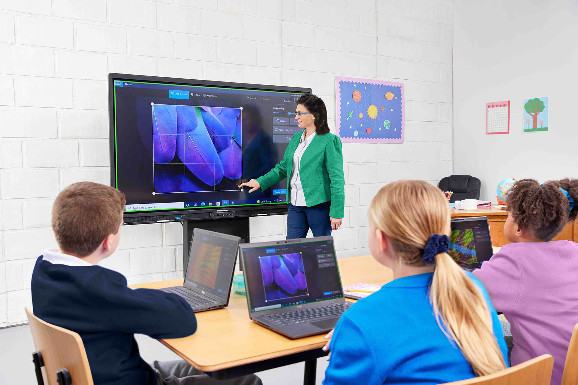 Promethean-ActivPanel-9-Premium-86